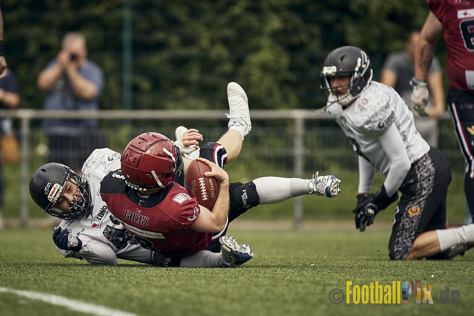 AFCV Landesliga NRW Season 2023 Iserlohn Titans vs. Lüdenscheid Lightnings am 5.08.2023 im Stadion inceptum-Stadion am Seilersee, Seeuferstraße 26, 58636 Iserlohn. Punkte Endstand 18 : 28. 
Bildnummer: 2023-08-05_0212 - IserlohnTitansVsLuedenscheidLightnings