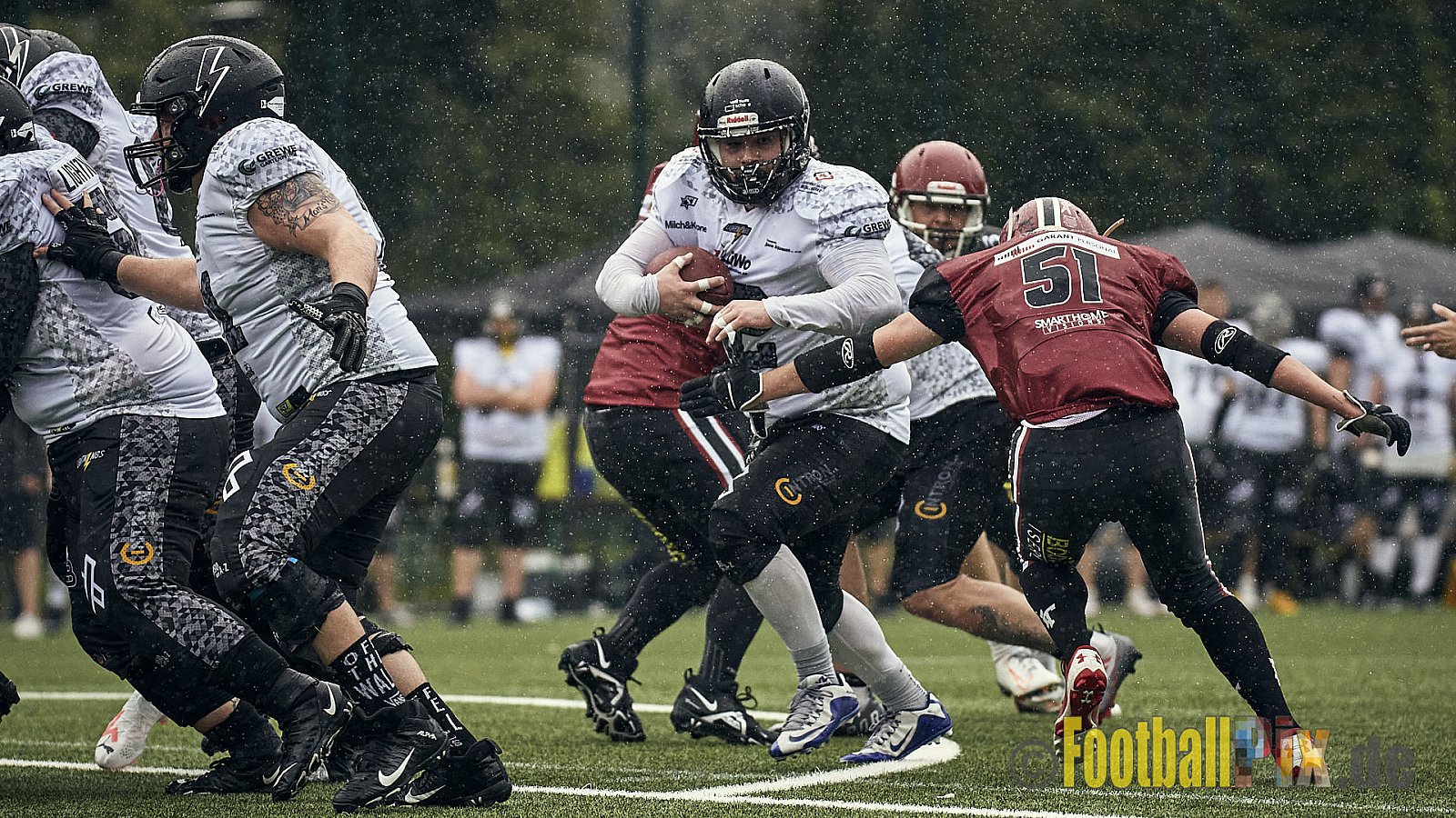 AFCV Landesliga NRW Season 2023 Iserlohn Titans vs. Lüdenscheid Lightnings am 5.08.2023 im Stadion inceptum-Stadion am Seilersee, Seeuferstraße 26, 58636 Iserlohn. Punkte Endstand 18 : 28. 
Bildnummer: 2023-08-05_0297 - IserlohnTitansVsLuedenscheidLightnings