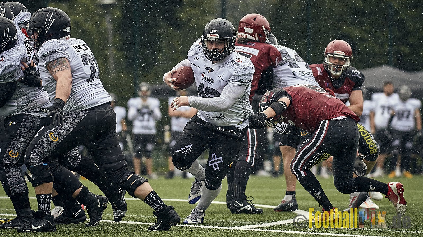 AFCV Landesliga NRW Season 2023 Iserlohn Titans vs. Lüdenscheid Lightnings am 5.08.2023 im Stadion inceptum-Stadion am Seilersee, Seeuferstraße 26, 58636 Iserlohn. Punkte Endstand 18 : 28. 
Bildnummer: 2023-08-05_0299 - IserlohnTitansVsLuedenscheidLightnings