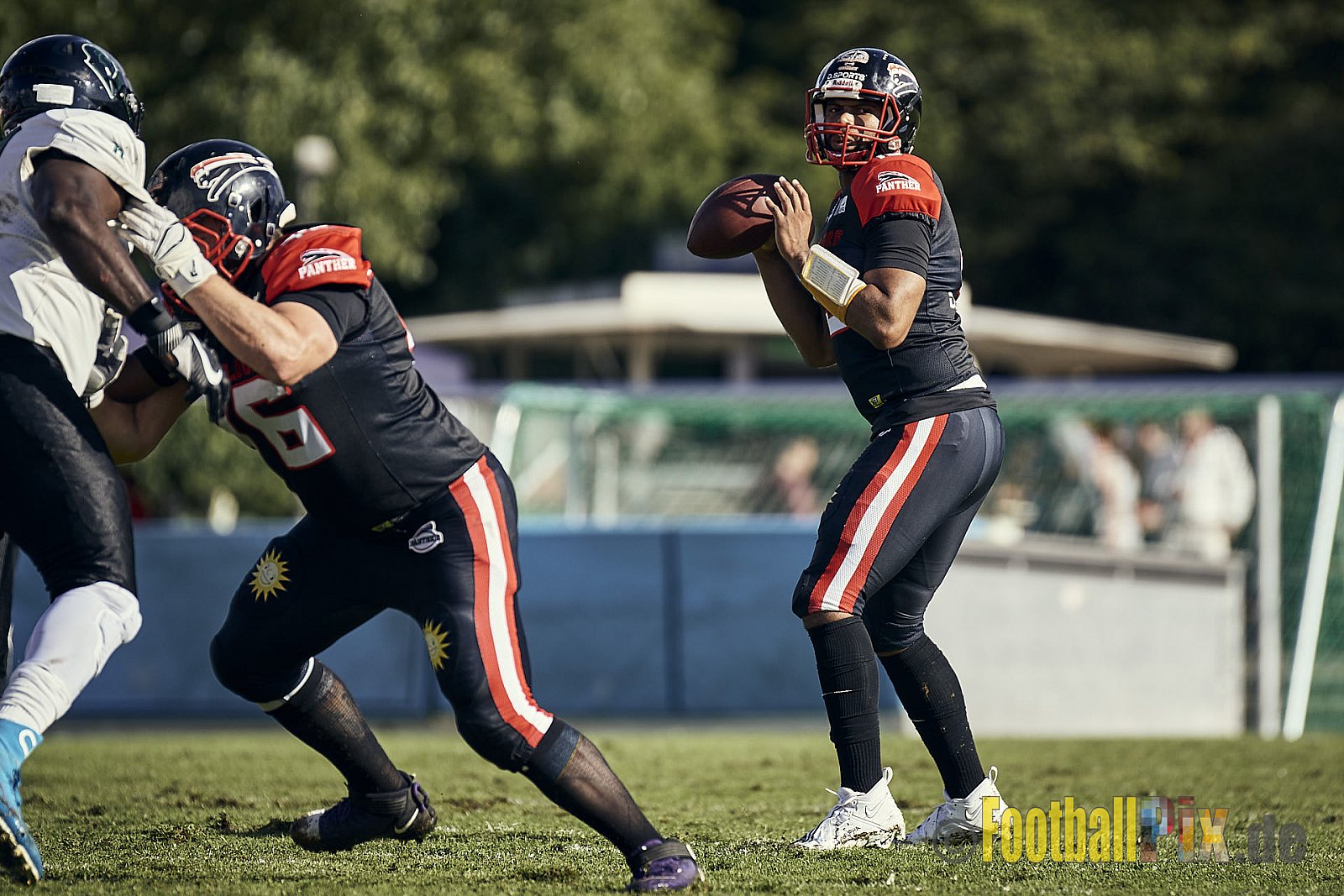 Ligaspiel der GFL2 Season 2023 Düsseldorf Panther vs. Oldenburg Knights am 12.08.2023 im Stadion VfL Benrath, Karl-Hohmann-Straße 70, 40597 Düsseldorf. Punkte Endstand 6 : 8.
Bildnummer: 2023-08-12_0139 - DPantherVsOldenburgKnights