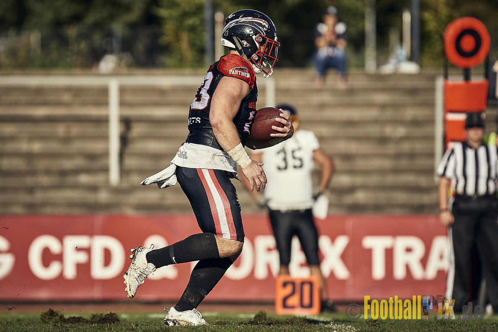 Ligaspiel der GFL2 Season 2023 Düsseldorf Panther vs. Oldenburg Knights am 12.08.2023 im Stadion VfL Benrath, Karl-Hohmann-Straße 70, 40597 Düsseldorf. Punkte Endstand 6 : 8.
Bildnummer: 2023-08-12_0239 - DPantherVsOldenburgKnights