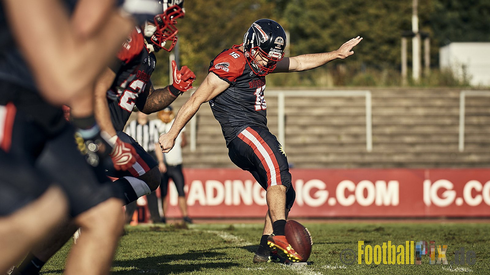 Ligaspiel der GFL2 Season 2023 Düsseldorf Panther vs. Oldenburg Knights am 12.08.2023 im Stadion VfL Benrath, Karl-Hohmann-Straße 70, 40597 Düsseldorf. Punkte Endstand 6 : 8.
Bildnummer: 2023-08-12_0254 - DPantherVsOldenburgKnights