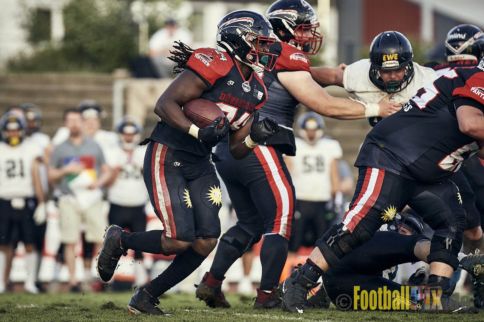 Ligaspiel der GFL2 Season 2023 Düsseldorf Panther vs. Oldenburg Knights am 12.08.2023 im Stadion VfL Benrath, Karl-Hohmann-Straße 70, 40597 Düsseldorf. Punkte Endstand 6 : 8.
Bildnummer: 2023-08-12_0299 - DPantherVsOldenburgKnights