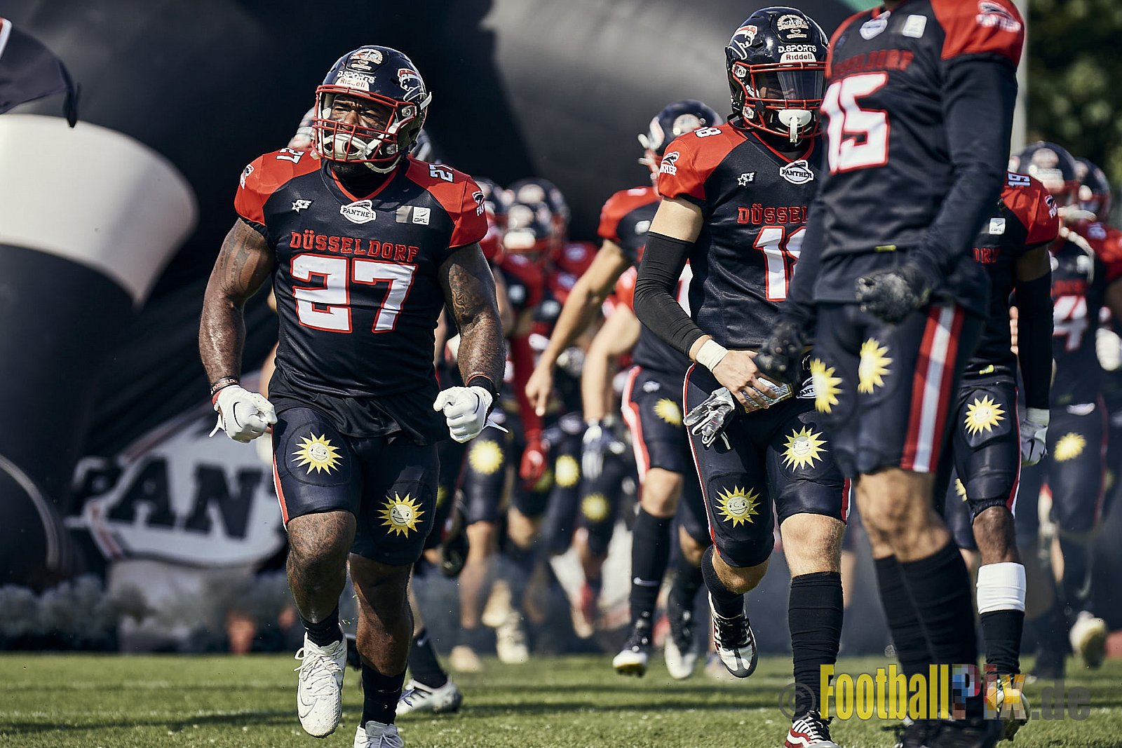 Ligaspiel der GFL2 Season 2023 Düsseldorf Panther vs. Langenfeld Longhorns am 26.08.2023 im Stadion VfL Benrath, Karl-Hohmann-Straße 70, 40597 Düsseldorf. Punkte Endstand 14 : 6 (7:0/7:0/0:0/0:6). 
Bildnummer: 2023-08-26_0010 - DPantherVsLangenfeldLonghorns