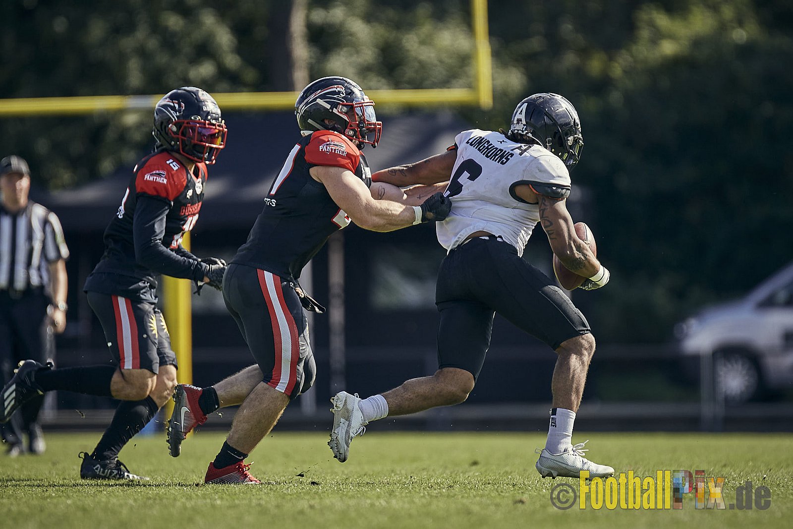 Ligaspiel der GFL2 Season 2023 Düsseldorf Panther vs. Langenfeld Longhorns am 26.08.2023 im Stadion VfL Benrath, Karl-Hohmann-Straße 70, 40597 Düsseldorf. Punkte Endstand 14 : 6 (7:0/7:0/0:0/0:6). 
Bildnummer: 2023-08-26_0122 - DPantherVsLangenfeldLonghorns