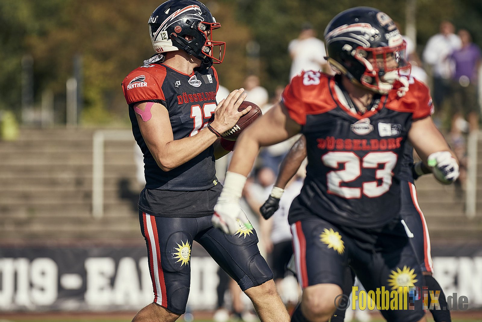 Ligaspiel der GFL2 Season 2023 Düsseldorf Panther vs. Langenfeld Longhorns am 26.08.2023 im Stadion VfL Benrath, Karl-Hohmann-Straße 70, 40597 Düsseldorf. Punkte Endstand 14 : 6 (7:0/7:0/0:0/0:6). 
Bildnummer: 2023-08-26_0401 - DPantherVsLangenfeldLonghorns