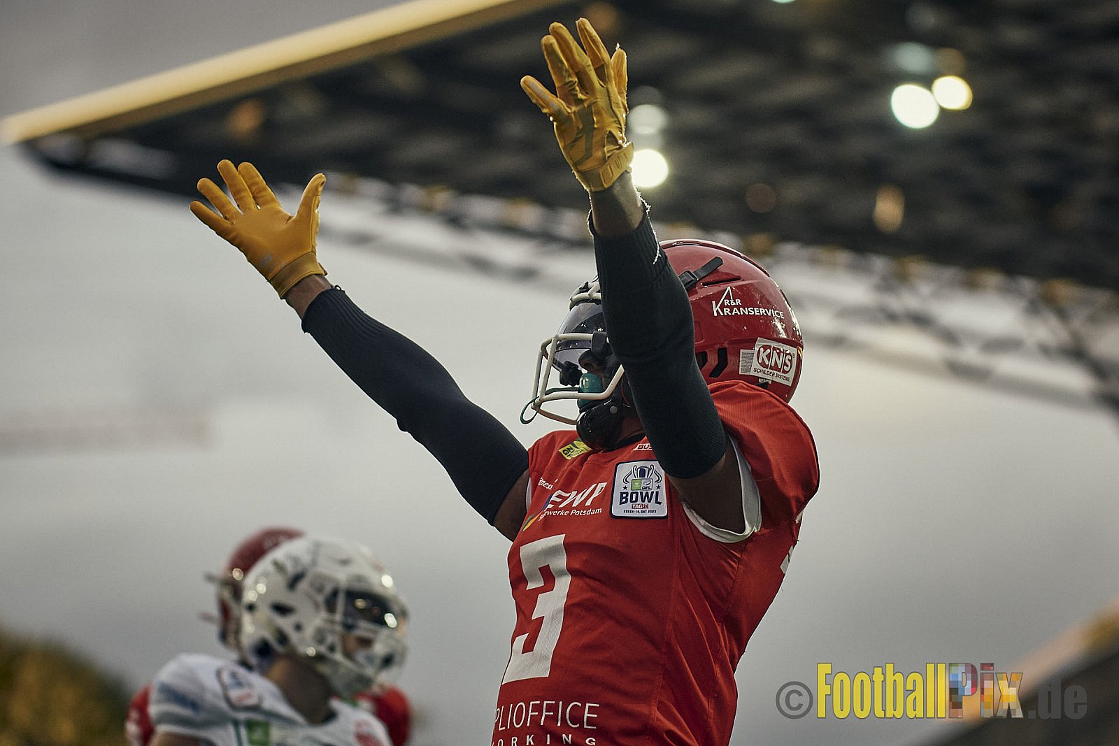 ERIMA GFL Bowl 2023 Potsdam Royals vs. Schwäbisch Hall Unicorns am 14.10.2023 im Stadion Hafenstraße, 45356 Essen. Die Potsdam Royals sind zum ersten Mal Deutscher Meister mit einem Punkte Endstand von 34 : 7. 
Bildnummer: 2023-10-14_0703 - GflBowl2023SchwaebischHallUnicornsVsPotsdamRoyals