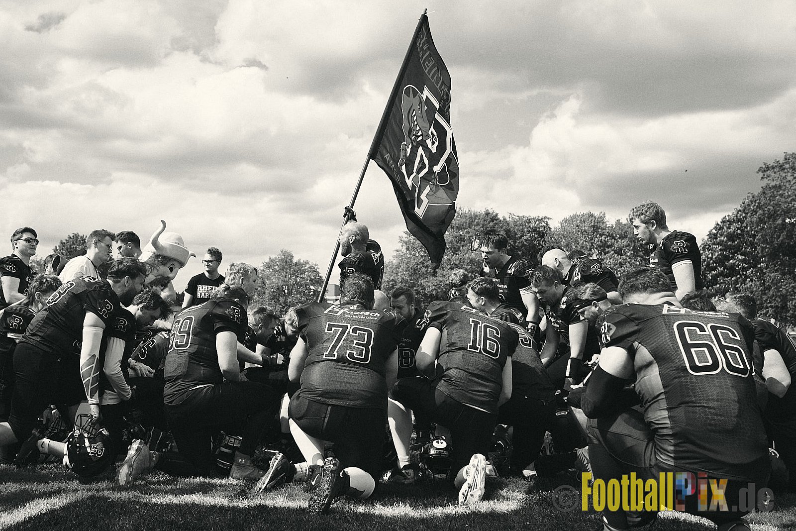 AFCV Verbandsliga Season 2024 Rheine Raptors vs. Gelsenkirchen Devils am 28.04.2024 im Jahnstadion, Schützenstraße, 48429 Rheine, Punkte Endstand 28 : 31.
[Bildnummer: 2024-04-28_0083] - RheineRaptorsVsGelsenkirchenDevils