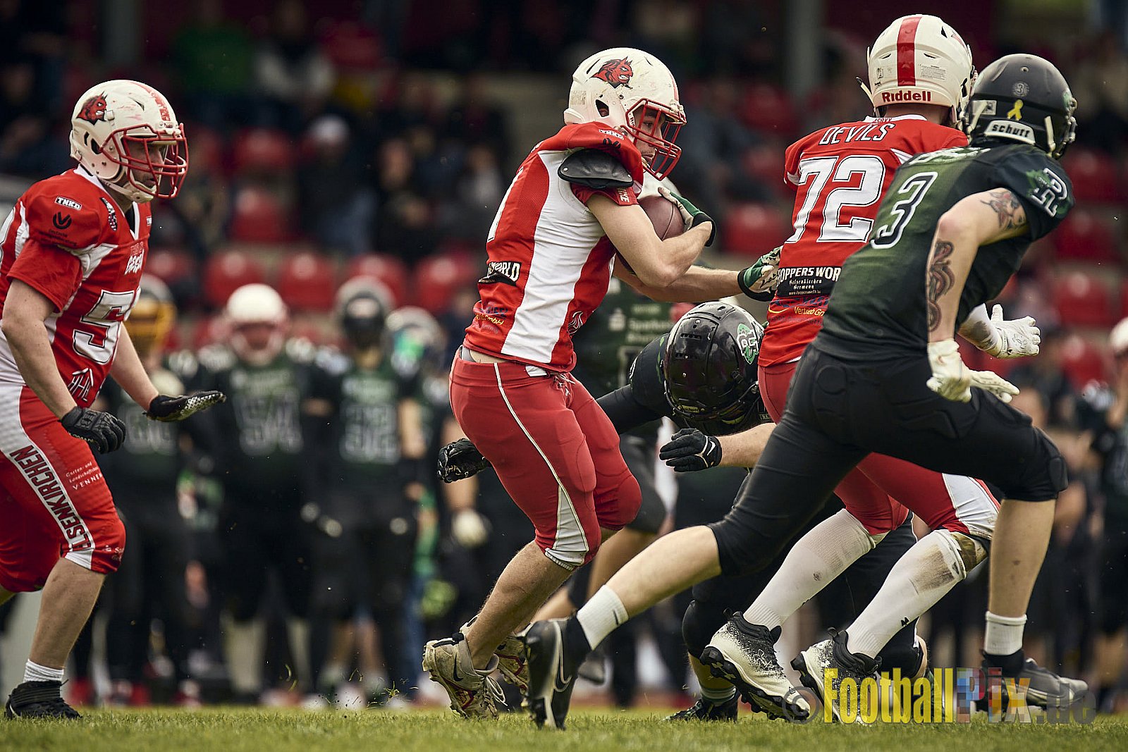 AFCV Verbandsliga Season 2024 Rheine Raptors vs. Gelsenkirchen Devils am 28.04.2024 im Jahnstadion, Schützenstraße, 48429 Rheine, Punkte Endstand 28 : 31.
[Bildnummer: 2024-04-28_0434] - RheineRaptorsVsGelsenkirchenDevils