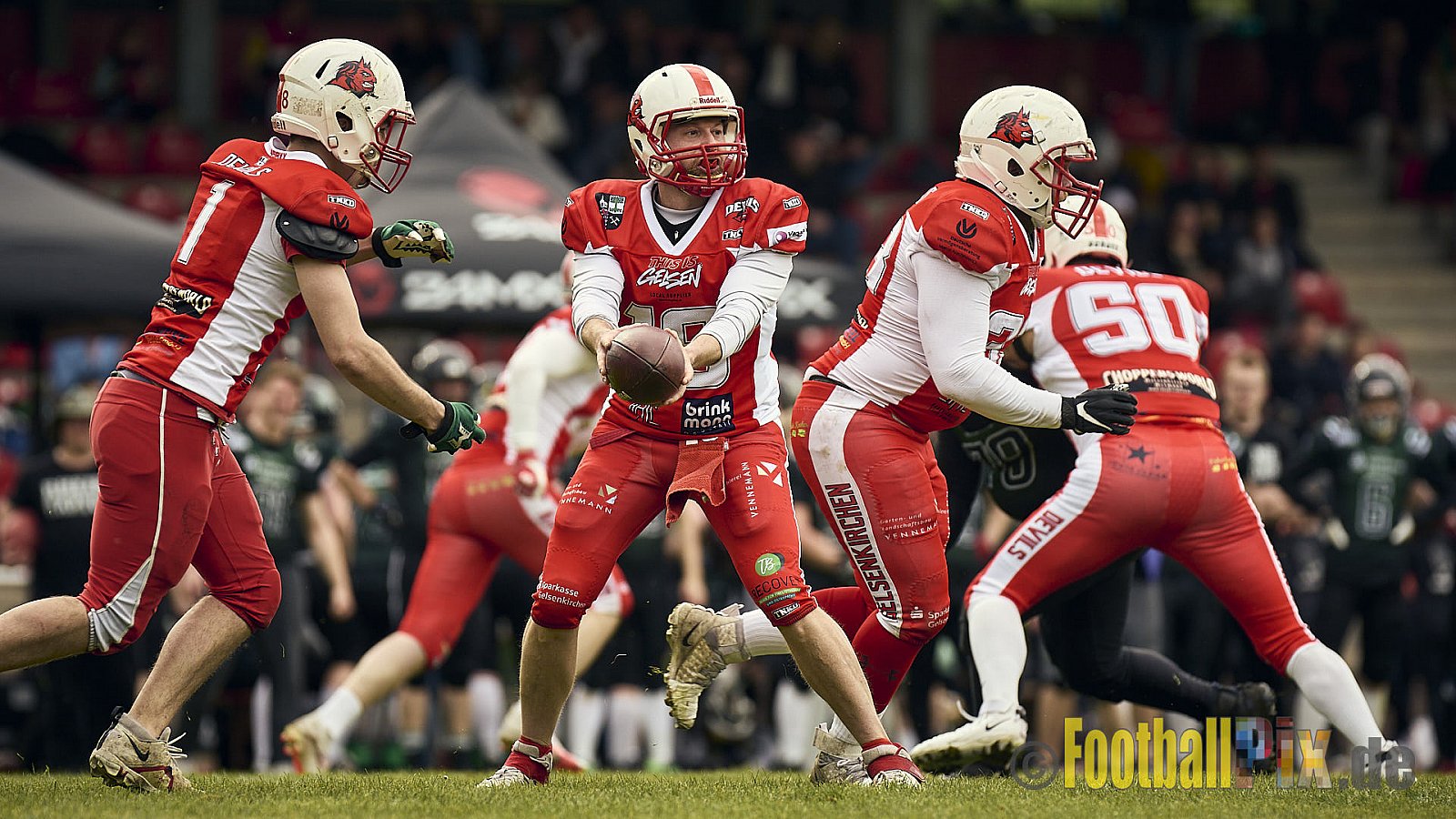 AFCV Verbandsliga Season 2024 Rheine Raptors vs. Gelsenkirchen Devils am 28.04.2024 im Jahnstadion, Schützenstraße, 48429 Rheine, Punkte Endstand 28 : 31.
[Bildnummer: 2024-04-28_0443] - RheineRaptorsVsGelsenkirchenDevils