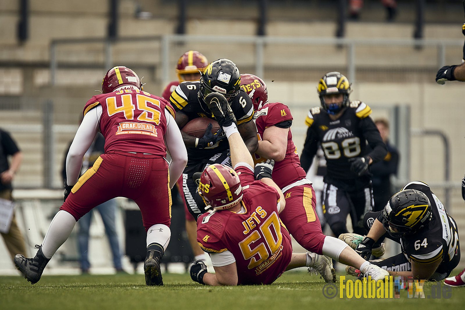 AFCV Regionalliga Season 2024 Krefeld Ravens vs. Troisdorf Jets am 05.05.2024 im Stadion Grotenburg, Tiergartenstraße 165, 47800 Krefeld, Punkte Endstand 46 : 14.
[Bildnummer: 2024-05-05_0143] - KrefeldRavensVsTroisdorfJets