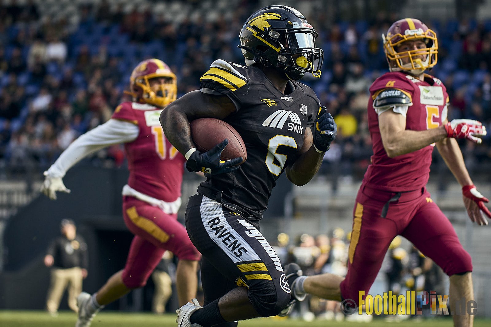 AFCV Regionalliga Season 2024 Krefeld Ravens vs. Troisdorf Jets am 05.05.2024 im Stadion Grotenburg, Tiergartenstraße 165, 47800 Krefeld, Punkte Endstand 46 : 14.
[Bildnummer: 2024-05-05_0547] - KrefeldRavensVsTroisdorfJets