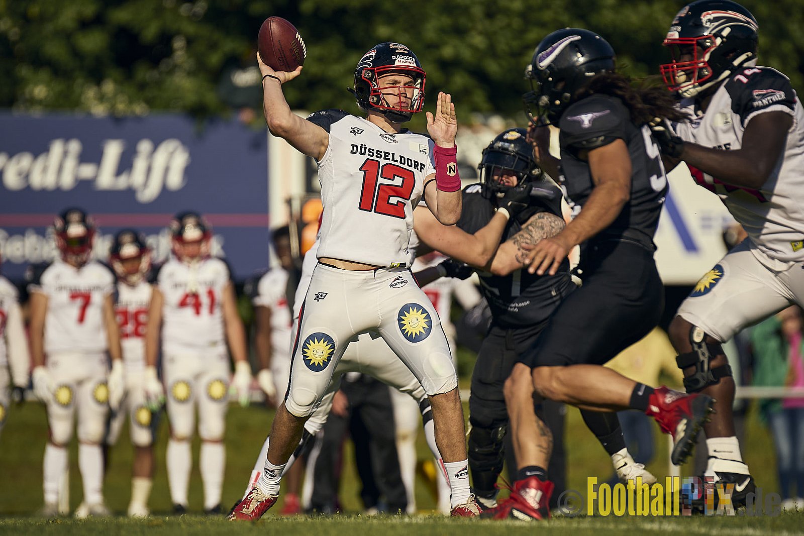 GFL2 Season 2024 Langenfeld Longhorns vs. Düsseldorf Panther am 25.05.2024 im Jahnstadion Langenfeld, Jahnstraße 4, 40764 Langenfeld (Rheinland). Punkte Endstand 16 : 07.
[Bildnummer: 2024-05-25_0576] - LangenfeldLonghornsVsDdorfPanther