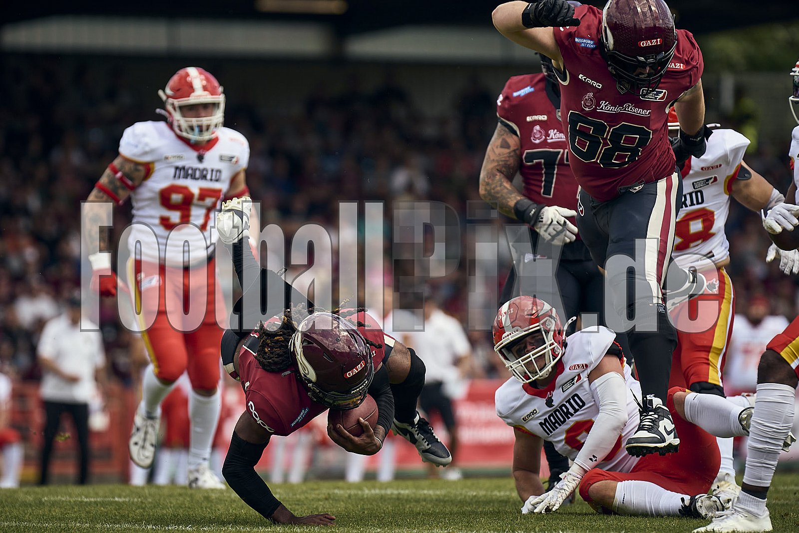 3.Spielwoche der European League of Football (ELF) Season 2024 Madrid Bravos at Rhein Fire am 08.06.2024 im Stadion Niederrhein, 2a Lindnerstraße, Osterfeld, Oberhausen, North Rhine – Westphalia, 46149, Germany. Spiel Endstand 22 : 10. Bildnummer: 2024-06-08_0426 - Elf MadridBravosAtRheinFire