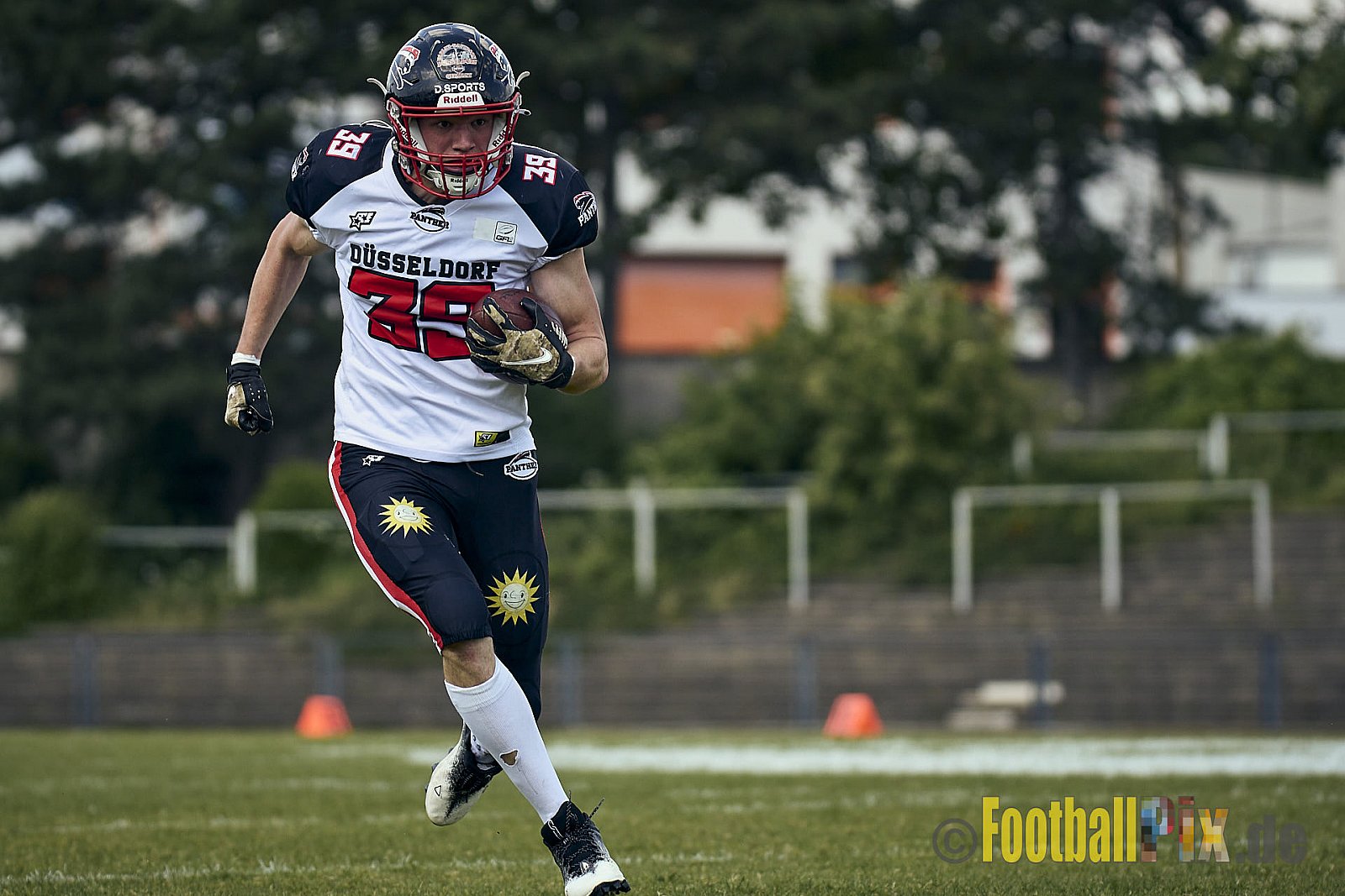 GFL2 Season 2024 Düsseldorf Panther vs. Bielefeld Bulldogs am 09.06.2024 im Bezirks Sportanlage Benrath, Nürnberger Straße, Benrath, Stadtbezirk 9, Dusseldorf, North Rhine – Westphalia, 40599, Germany. Punkte Endstand 30 : 0. - DPantherVsBielefeldBulldogs