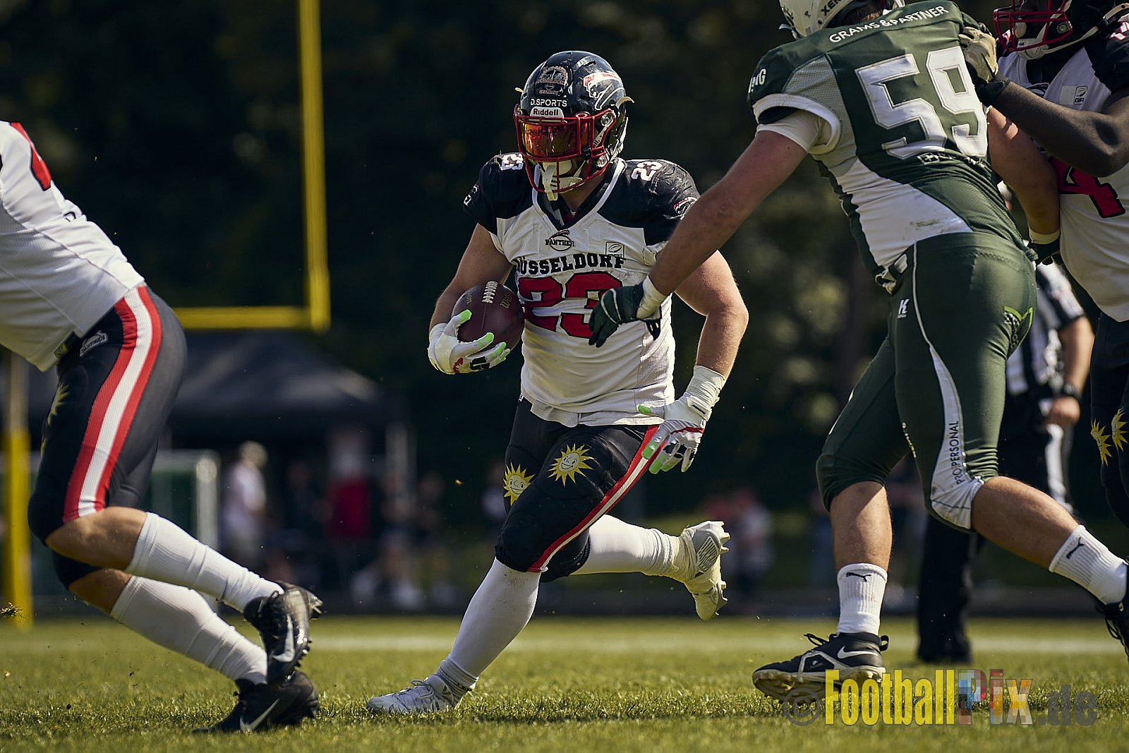 GFL2 Season 2024 Düsseldorf Panther vs. Bielefeld Bulldogs am 09.06.2024 im Bezirks Sportanlage Benrath, Nürnberger Straße, Benrath, Stadtbezirk 9, Dusseldorf, North Rhine – Westphalia, 40599, Germany. Punkte Endstand 30 : 0. - DPantherVsBielefeldBulldogs