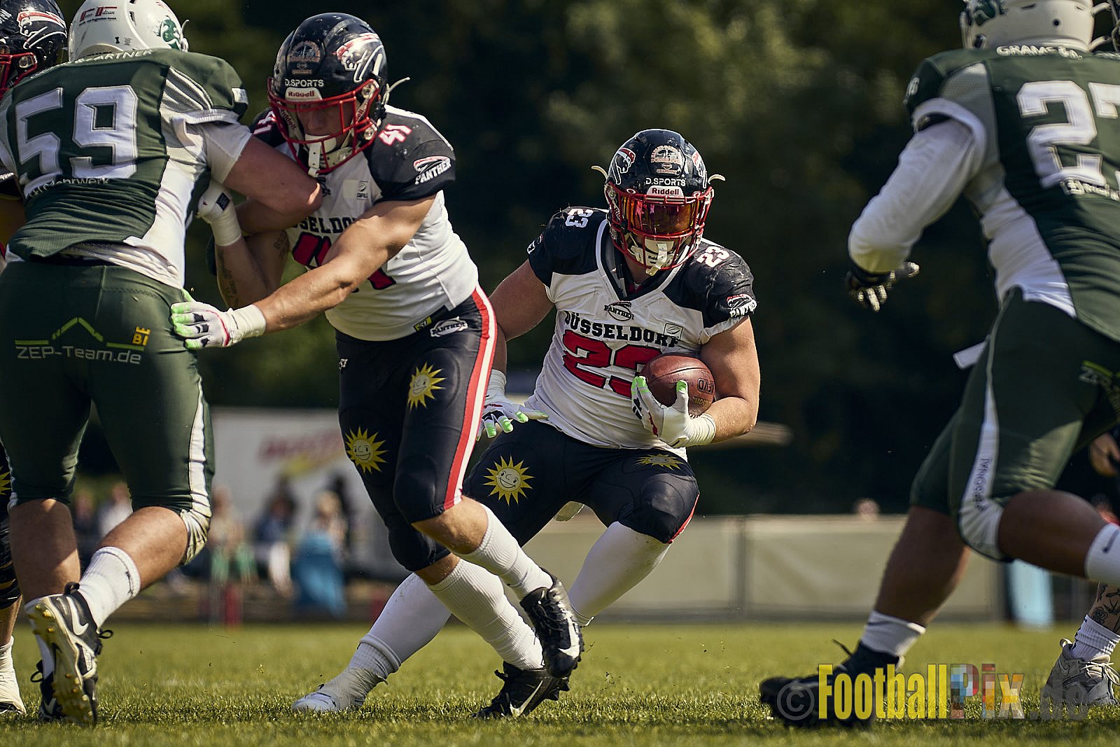 GFL2 Season 2024 Düsseldorf Panther vs. Bielefeld Bulldogs am 09.06.2024 im Bezirks Sportanlage Benrath, Nürnberger Straße, Benrath, Stadtbezirk 9, Dusseldorf, North Rhine – Westphalia, 40599, Germany. Punkte Endstand 30 : 0. - DPantherVsBielefeldBulldogs