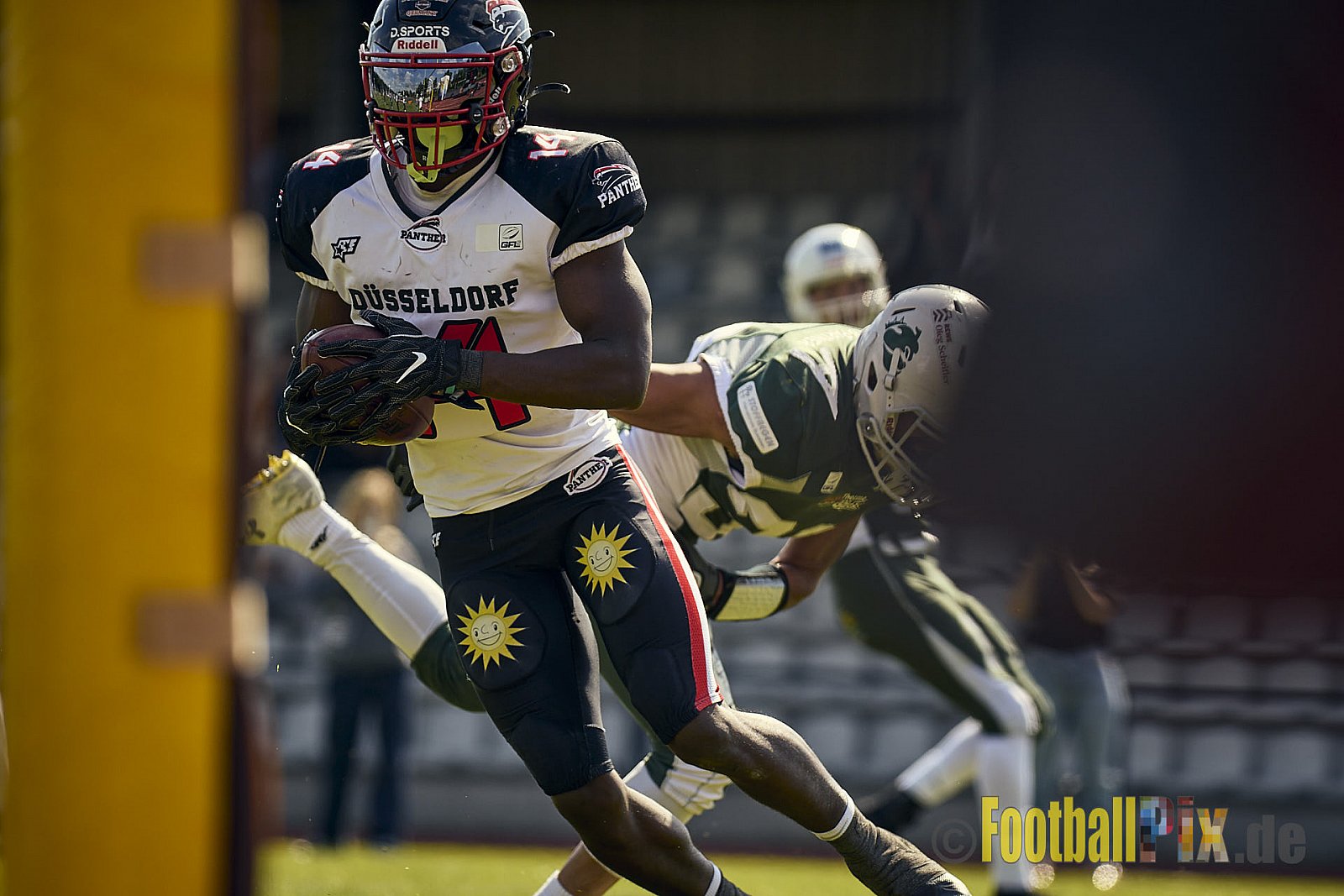 GFL2 Season 2024 Düsseldorf Panther vs. Bielefeld Bulldogs am 09.06.2024 im Bezirks Sportanlage Benrath, Nürnberger Straße, Benrath, Stadtbezirk 9, Dusseldorf, North Rhine – Westphalia, 40599, Germany. Punkte Endstand 30 : 0. - DPantherVsBielefeldBulldogs