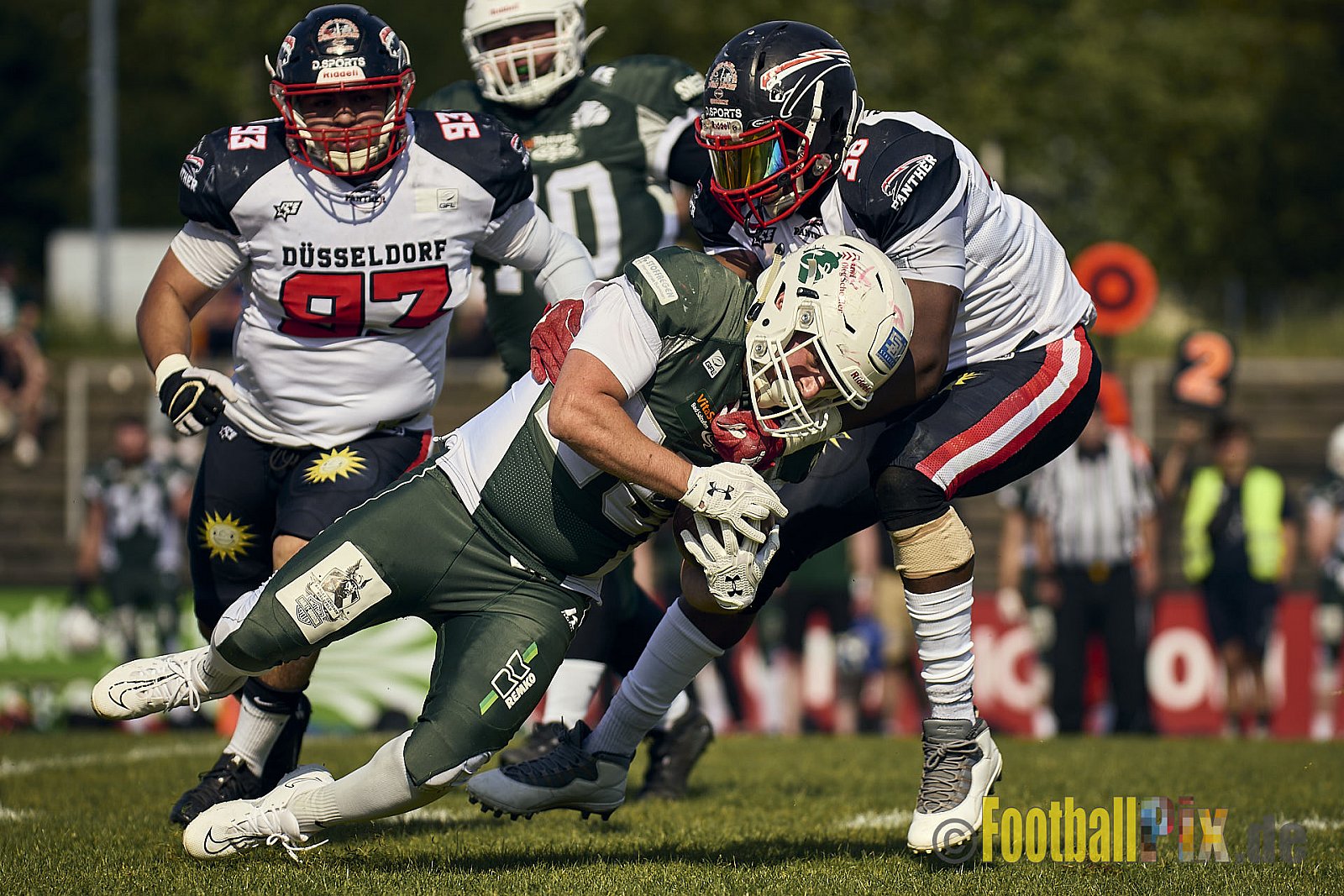 GFL2 Season 2024 Düsseldorf Panther vs. Bielefeld Bulldogs am 09.06.2024 im Bezirks Sportanlage Benrath, Nürnberger Straße, Benrath, Stadtbezirk 9, Dusseldorf, North Rhine – Westphalia, 40599, Germany. Punkte Endstand 30 : 0. - DPantherVsBielefeldBulldogs