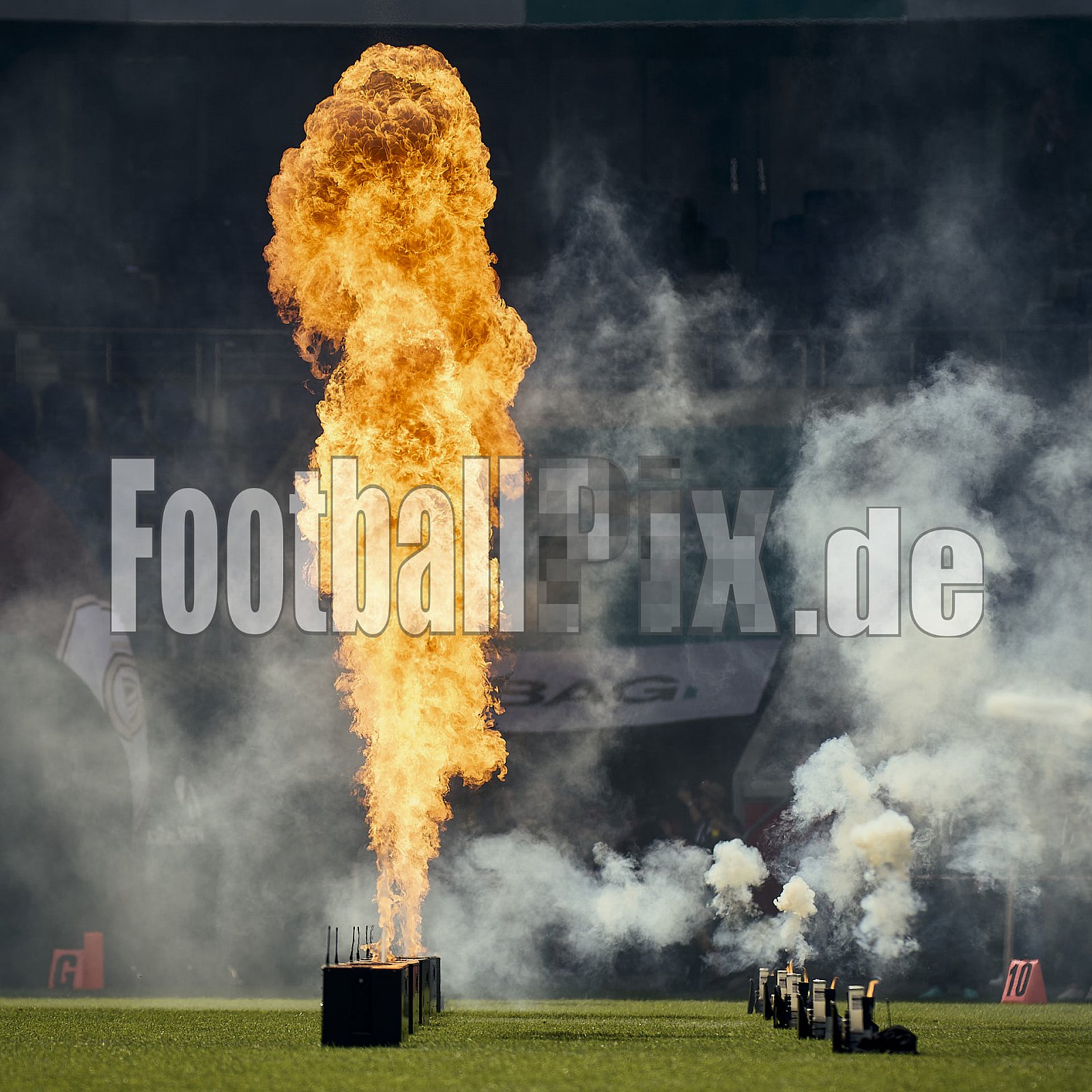 10.Spielwoche der European League of Football (ELF) Season 2024 Paris Musketeers at Rhein Fire am 28.07.2024 im Stadion Schauinsland-Reisen-Arena, Margaretenstraße 5-7, 47055 Duisburg. Spiel Endstand 06 : 38. Bildnummer: 2024-07-28_0262 - Elf ParisMusketeersAtRheinFire