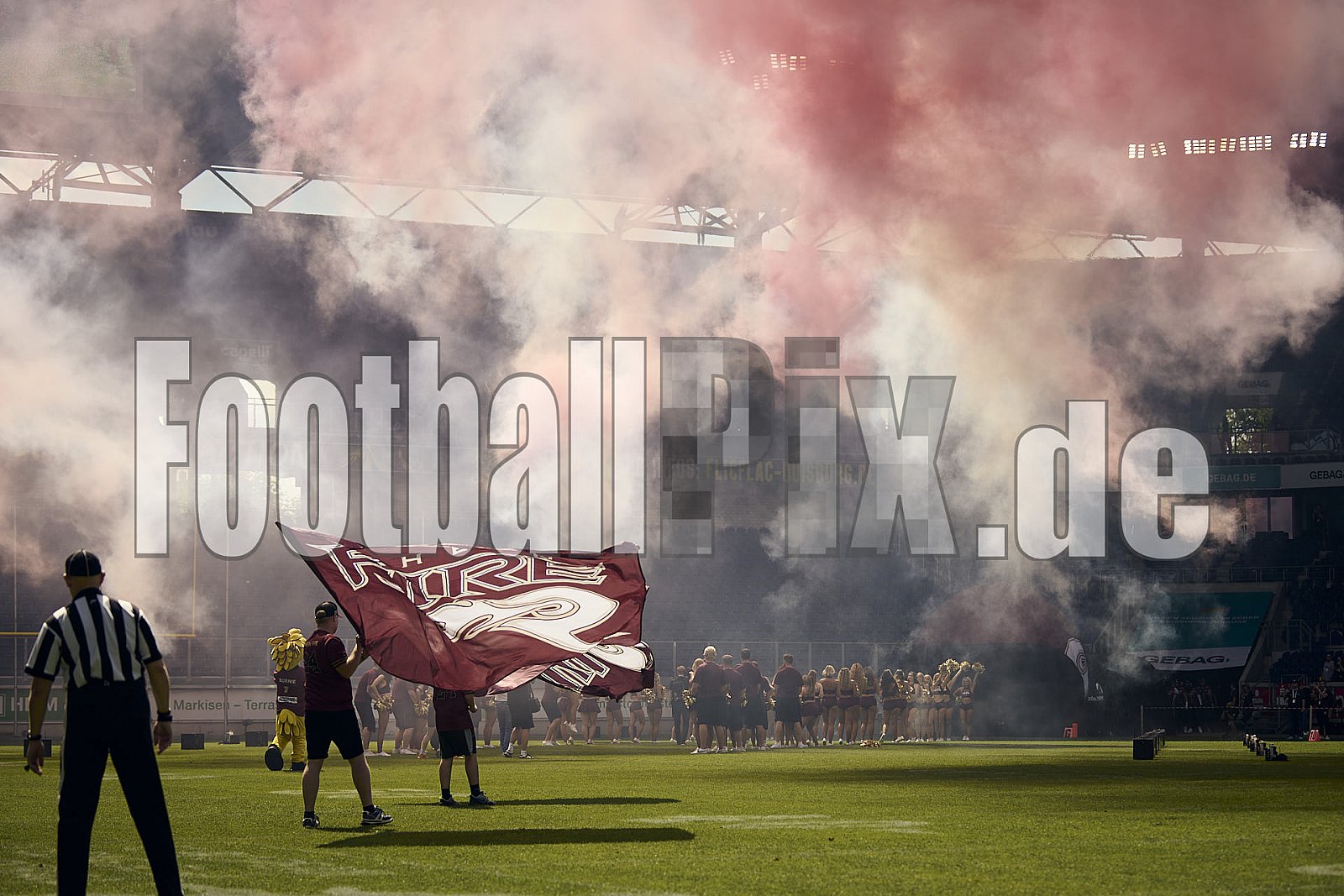 10.Spielwoche der European League of Football (ELF) Season 2024 Paris Musketeers at Rhein Fire am 28.07.2024 im Stadion Schauinsland-Reisen-Arena, Margaretenstraße 5-7, 47055 Duisburg. Spiel Endstand 06 : 38. Bildnummer: 2024-07-28_0290 - Elf ParisMusketeersAtRheinFire