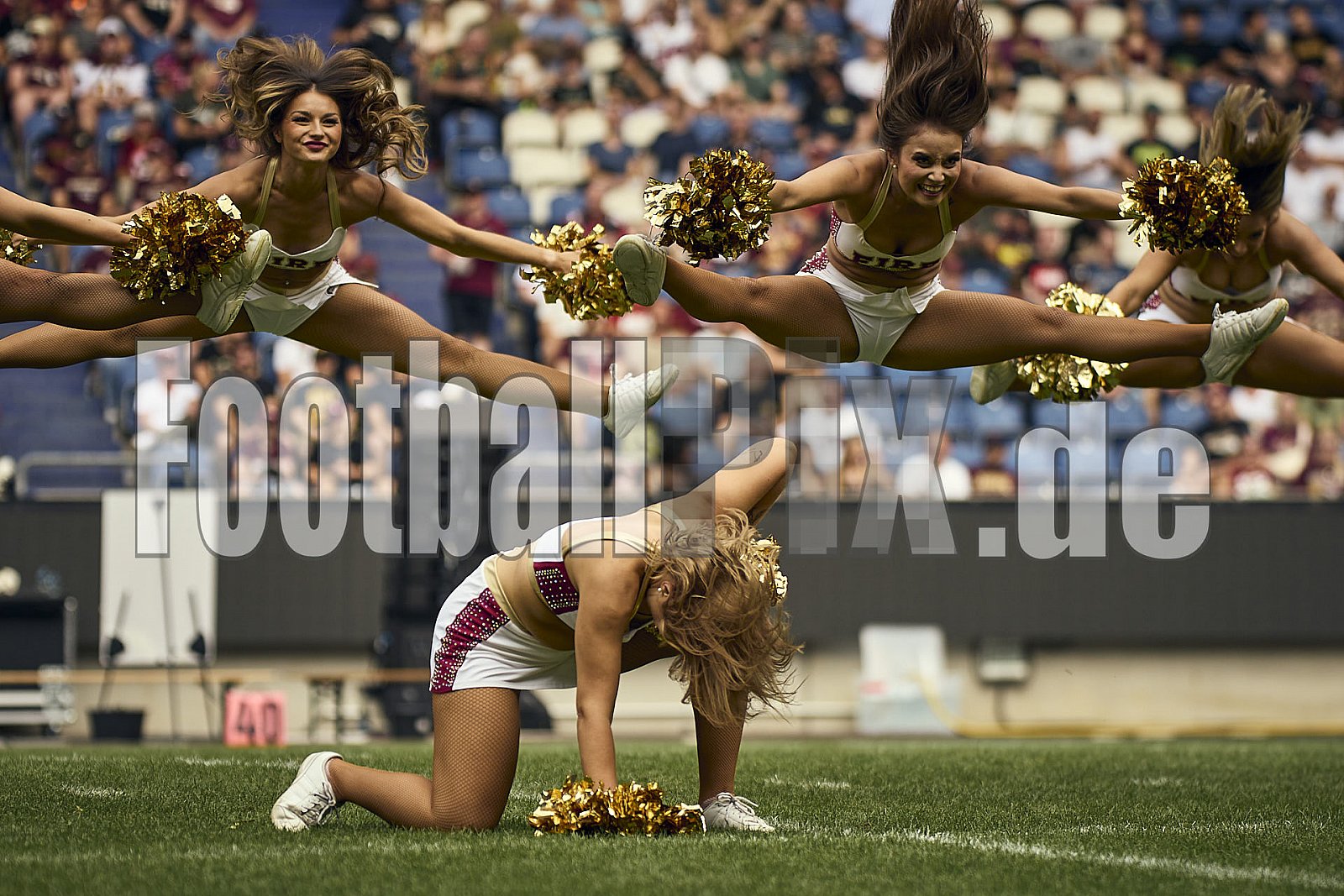 13.Spielwoche der European League of Football (ELF) Season 2024 Berlin Thunder at Rhein Fire am 18.08.2024 im Stadion . Spiel Endstand 14 : 47. Bildnummer: 2024-08-18_0149 - Elf BerlinThunderAtRheinFire