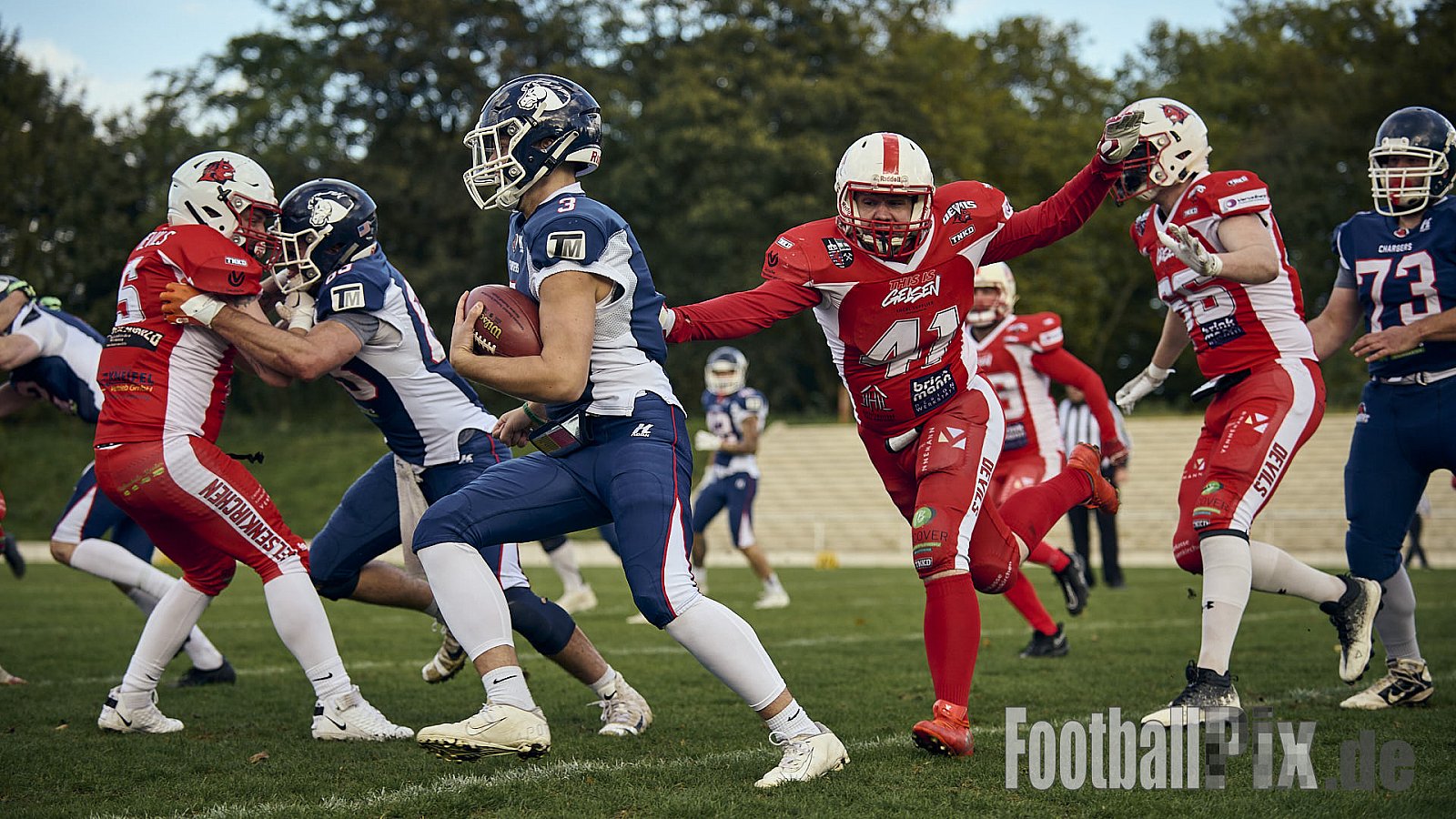 AFCV VL NRW | Gelsenkirchen Devils vs. Recklinghausen Chargers | 28.09.2024 | BV Horst Süd 1962 e.V., Am Hesterkamp, Horst, Gelsenkirchen-West, Gelsenkirchen, North Rhine-Westphalia, 45899, Germany | Punkte Endstand 21 : 35 | Bildnummer: 2024-09-28_0201 - GelsenkirchenDevilsVsRecklinghausenChargers