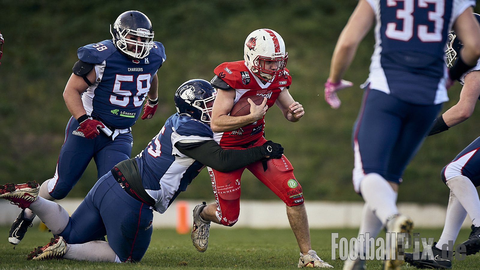 AFCV VL NRW | Gelsenkirchen Devils vs. Recklinghausen Chargers | 28.09.2024 | BV Horst Süd 1962 e.V., Am Hesterkamp, Horst, Gelsenkirchen-West, Gelsenkirchen, North Rhine-Westphalia, 45899, Germany | Punkte Endstand 21 : 35 | Bildnummer: 2024-09-28_0258 - GelsenkirchenDevilsVsRecklinghausenChargers