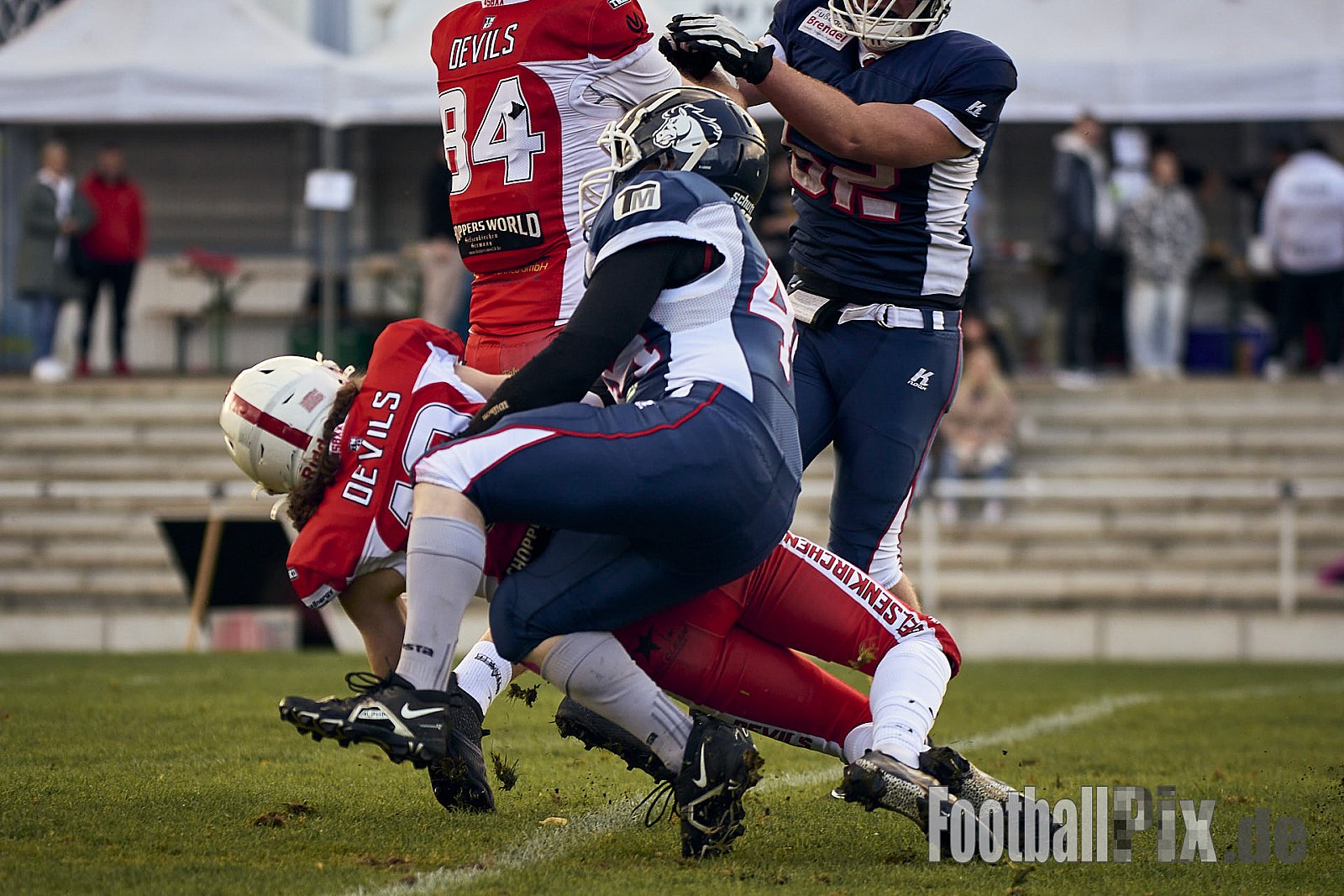 AFCV VL NRW | Gelsenkirchen Devils vs. Recklinghausen Chargers | 28.09.2024 | BV Horst Süd 1962 e.V., Am Hesterkamp, Horst, Gelsenkirchen-West, Gelsenkirchen, North Rhine-Westphalia, 45899, Germany | Punkte Endstand 21 : 35 | Bildnummer: 2024-09-28_0267 - GelsenkirchenDevilsVsRecklinghausenChargers