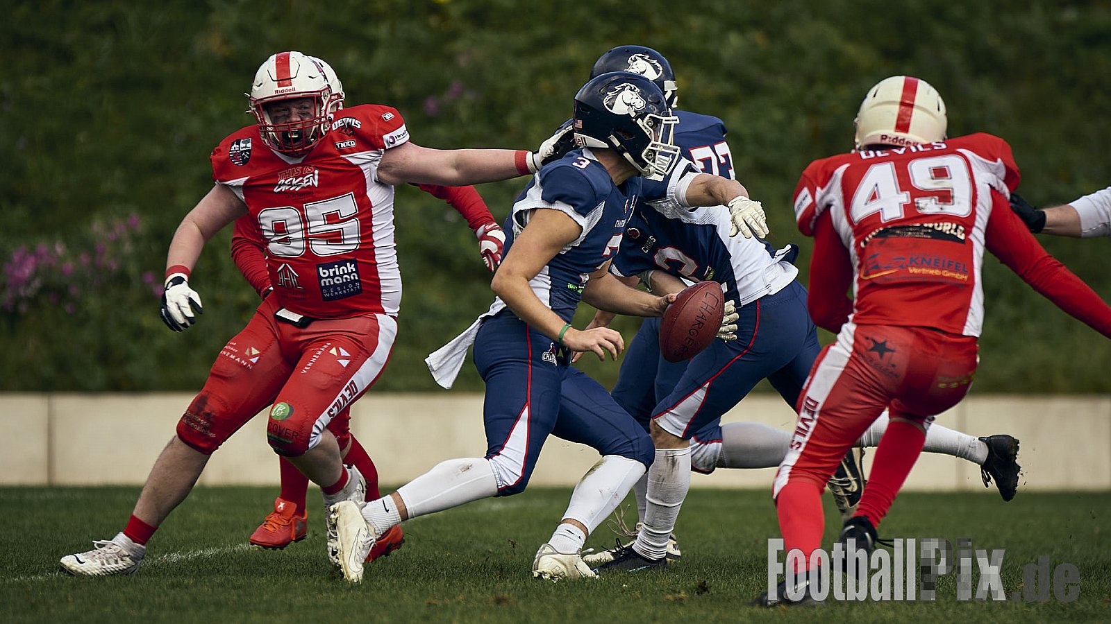 AFCV VL NRW | Gelsenkirchen Devils vs. Recklinghausen Chargers | 28.09.2024 | BV Horst Süd 1962 e.V., Am Hesterkamp, Horst, Gelsenkirchen-West, Gelsenkirchen, North Rhine-Westphalia, 45899, Germany | Punkte Endstand 21 : 35 | Bildnummer: 2024-09-28_0304 - GelsenkirchenDevilsVsRecklinghausenChargers