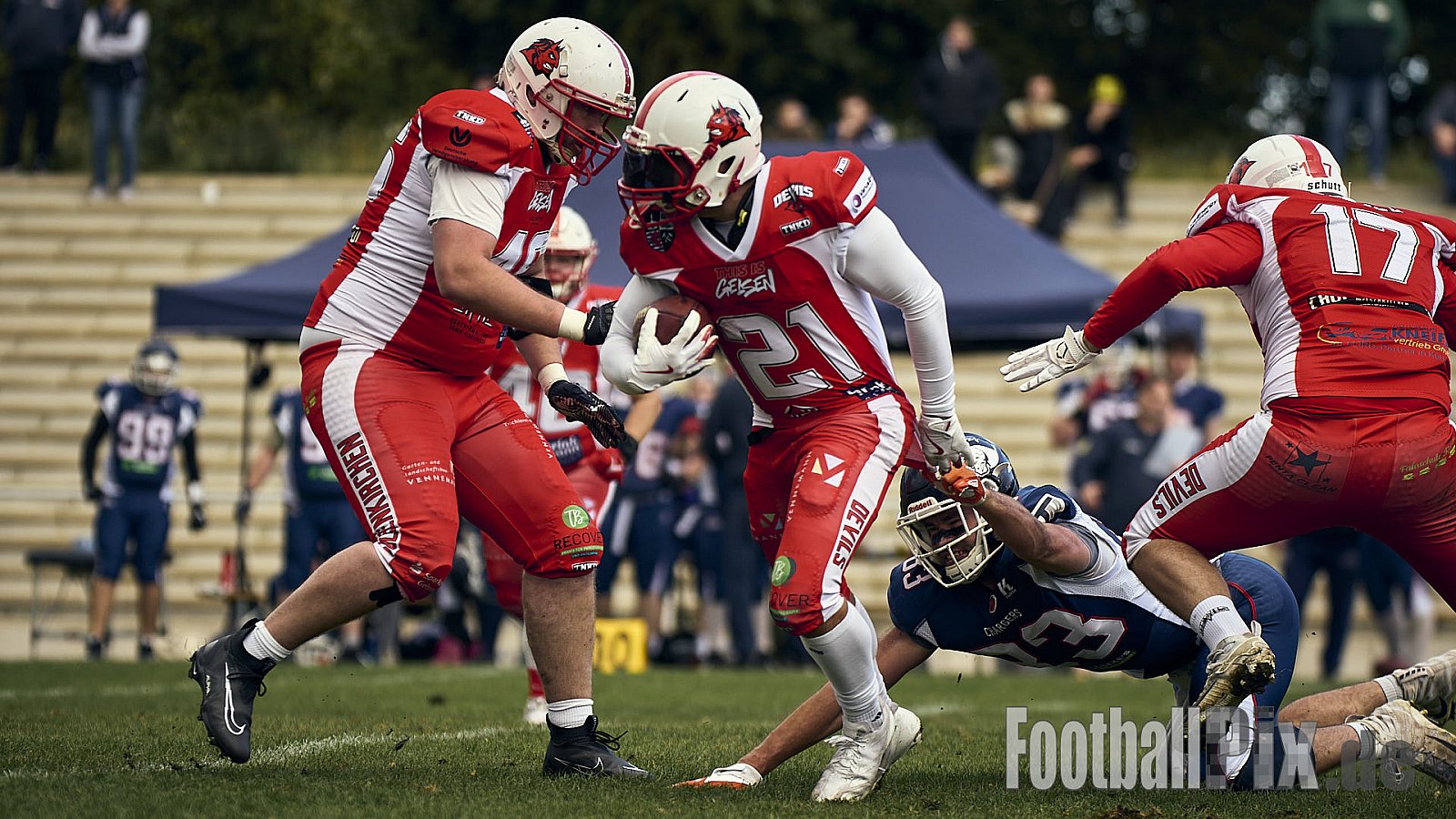 AFCV VL NRW | Gelsenkirchen Devils vs. Recklinghausen Chargers | 28.09.2024 | BV Horst Süd 1962 e.V., Am Hesterkamp, Horst, Gelsenkirchen-West, Gelsenkirchen, North Rhine-Westphalia, 45899, Germany | Punkte Endstand 21 : 35 | Bildnummer: 2024-09-28_0348 - GelsenkirchenDevilsVsRecklinghausenChargers