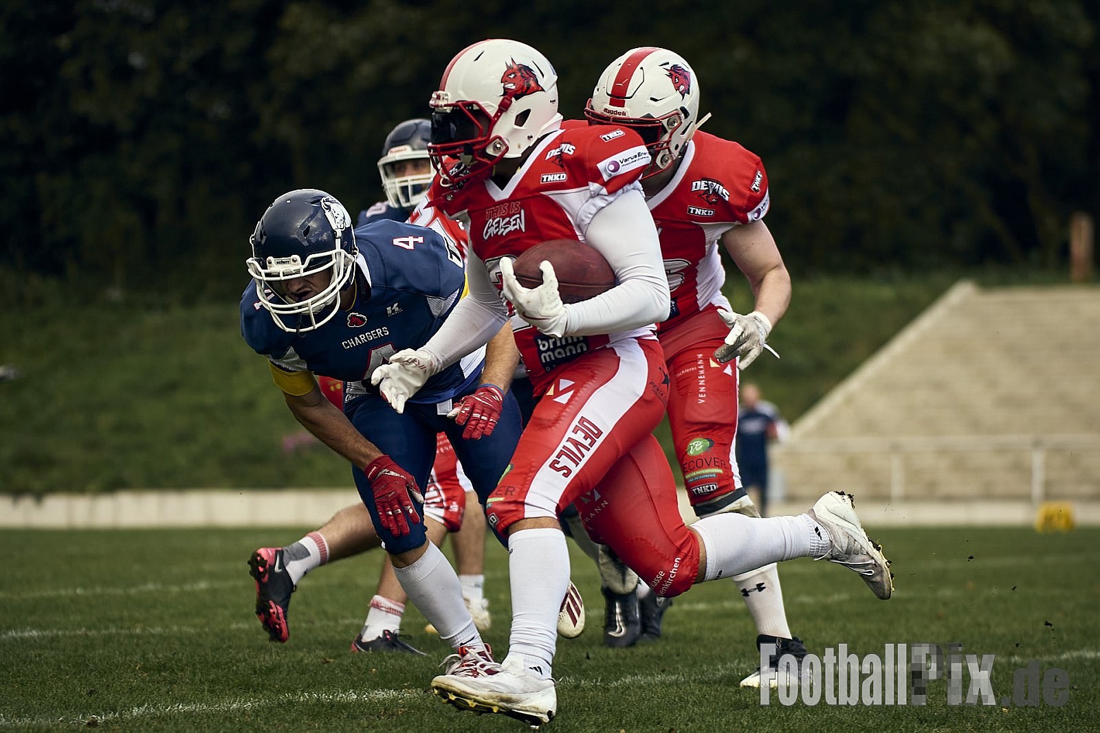 AFCV VL NRW | Gelsenkirchen Devils vs. Recklinghausen Chargers | 28.09.2024 | BV Horst Süd 1962 e.V., Am Hesterkamp, Horst, Gelsenkirchen-West, Gelsenkirchen, North Rhine-Westphalia, 45899, Germany | Punkte Endstand 21 : 35 | Bildnummer: 2024-09-28_0360 - GelsenkirchenDevilsVsRecklinghausenChargers