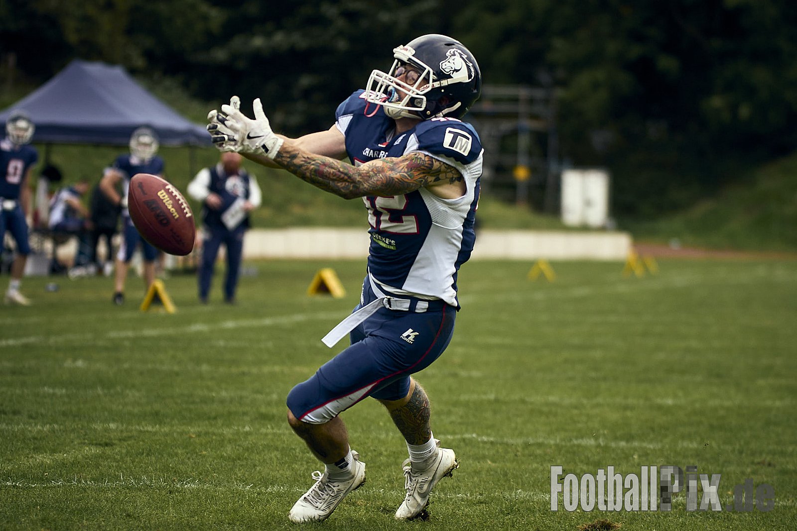 AFCV VL NRW | Gelsenkirchen Devils vs. Recklinghausen Chargers | 28.09.2024 | BV Horst Süd 1962 e.V., Am Hesterkamp, Horst, Gelsenkirchen-West, Gelsenkirchen, North Rhine-Westphalia, 45899, Germany | Punkte Endstand 21 : 35 | Bildnummer: 2024-09-28_0599 - GelsenkirchenDevilsVsRecklinghausenChargers
