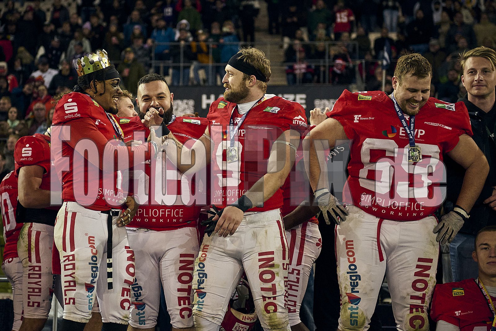 GFL Bowl | Potsdam Royals vs. Dresden Monarchs | 12.10.2024 | Stadion an der Hafenstraße, 97A, Hafenstraße, Vogelheim, Stadtbezirk V, Essen, North Rhine-Westphalia, 45356, Germany | Punkte Endstand 27 : 21 | Bildnummer: 2024-10-12_1028 - GFLBowl2024PotsdamRoyalsVsDresdenMonarchs