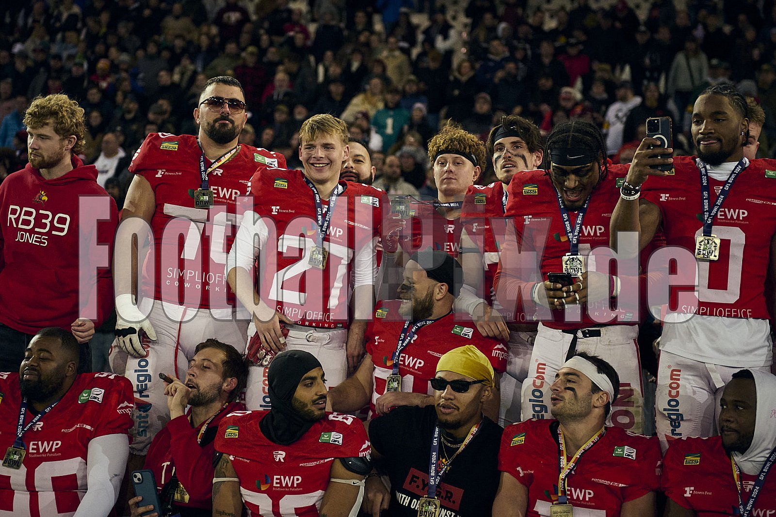 GFL Bowl | Potsdam Royals vs. Dresden Monarchs | 12.10.2024 | Stadion an der Hafenstraße, 97A, Hafenstraße, Vogelheim, Stadtbezirk V, Essen, North Rhine-Westphalia, 45356, Germany | Punkte Endstand 27 : 21 | Bildnummer: 2024-10-12_1073 - GFLBowl2024PotsdamRoyalsVsDresdenMonarchs
