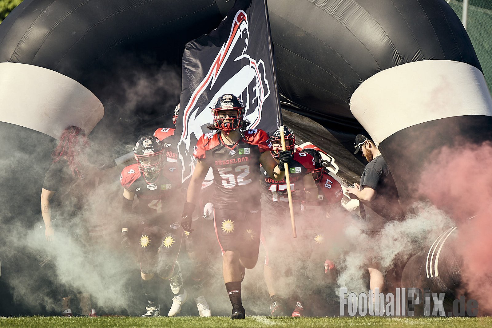 GFL | Merkur Bowl Düsseldorf Panther vs. Langenfeld Longhorns | 26.04.2025 |  | Punkte Endstand 34 : 06 | Bildnummer: 2025-04-26_0046 - MerkurBowlDPantherVsLagenfeldLonghorns