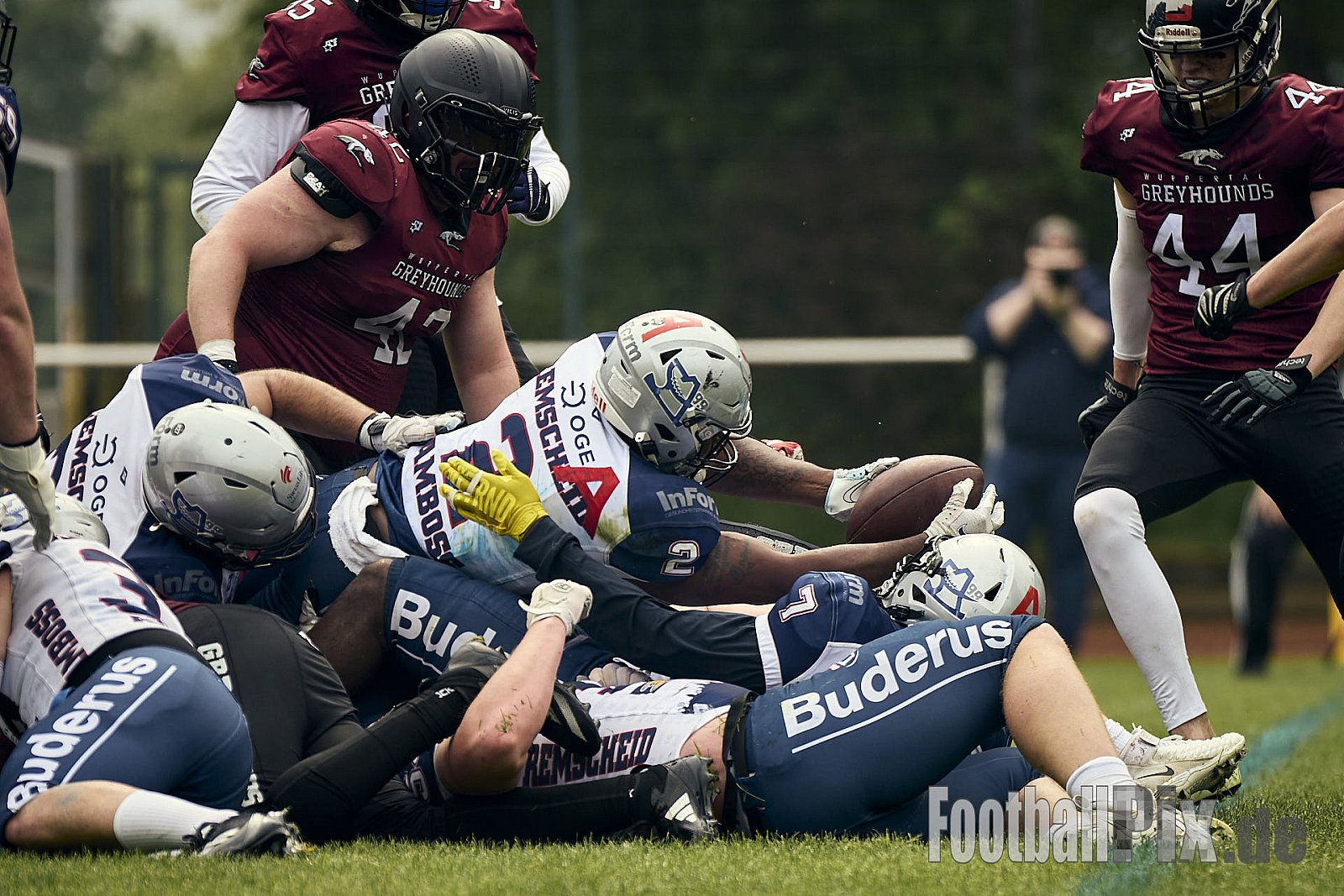 AFCV OL NRW | Remscheid Amboss vs. Wuppertal Greyhounds | 03.05.2025 | Stadion Reinshagen, Remscheid | Punkte Endstand 14 : 07 | Bildnummer: 2025-05-03_0248 - RemscheidAmbossVsWuppertalGreyhounds