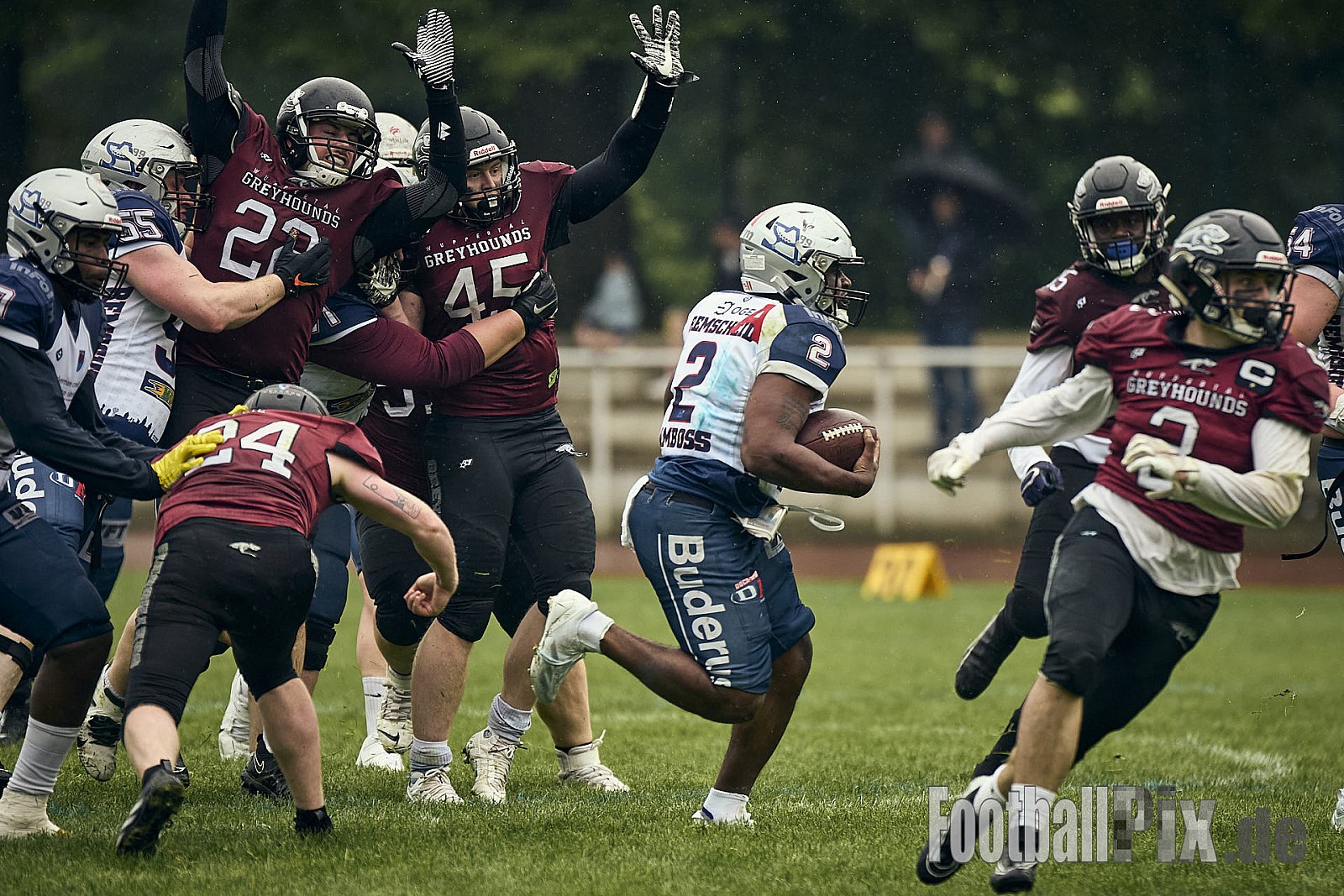 AFCV OL NRW | Remscheid Amboss vs. Wuppertal Greyhounds | 03.05.2025 | Stadion Reinshagen, Remscheid | Punkte Endstand 14 : 07 | Bildnummer: 2025-05-03_0395 - RemscheidAmbossVsWuppertalGreyhounds