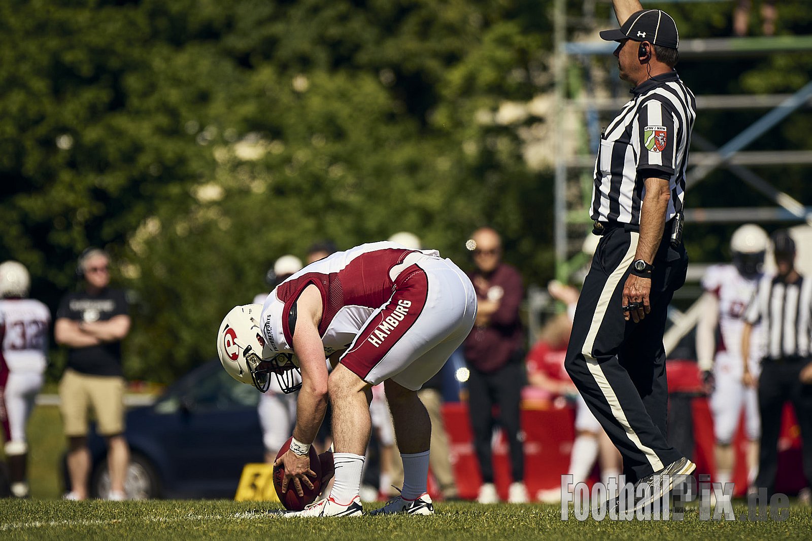 GFL 2 | Langenfeld Longhorns vs. Hamburg Pioneers | 10.05.2025 | Jahnstadion, Langenfeld | Punkte Endstand 35 : 10 | Bildnummer: 2025-05-10_0359 - LangenfeldLonghornsVsHamburgPioneers