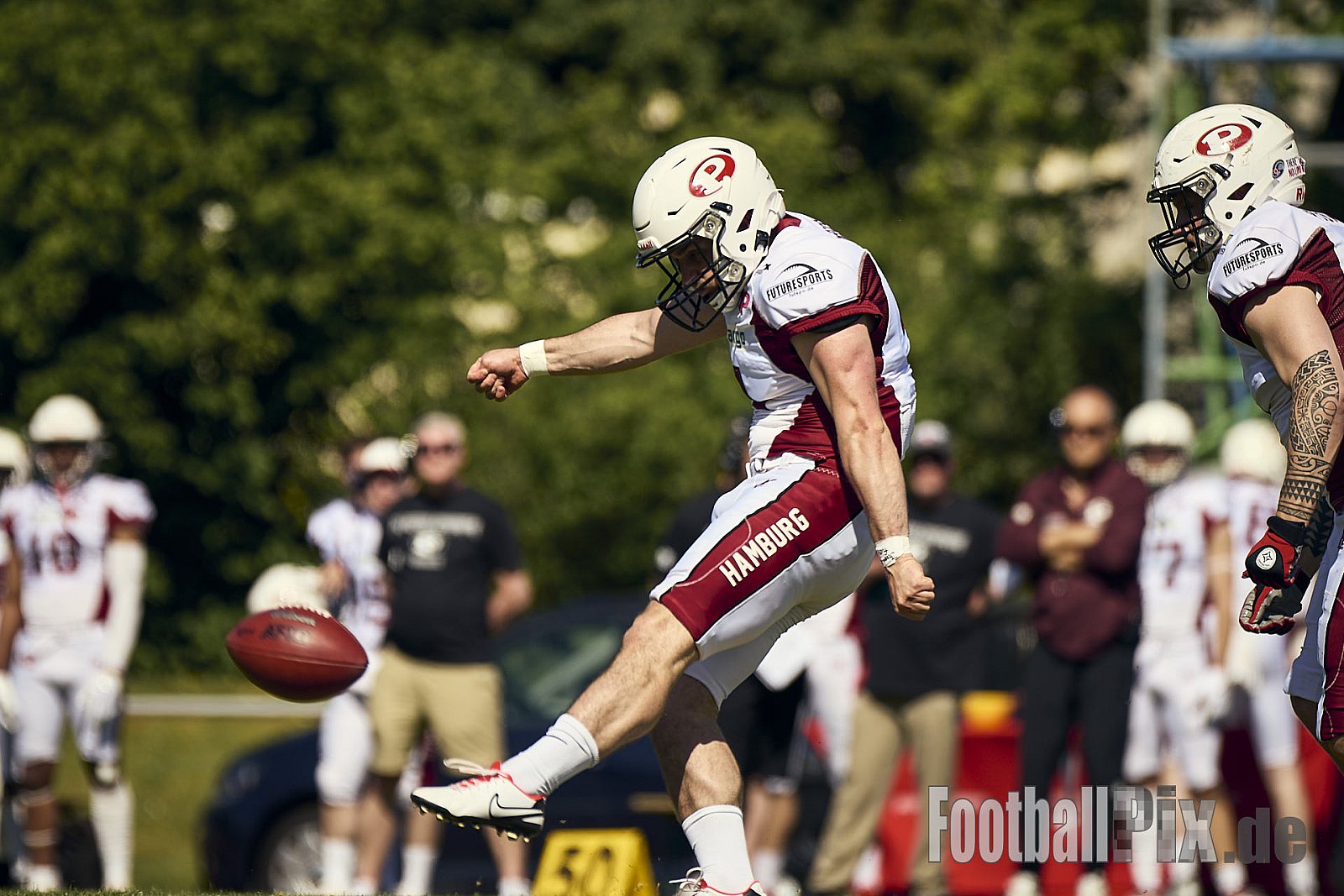 GFL 2 | Langenfeld Longhorns vs. Hamburg Pioneers | 10.05.2025 | Jahnstadion, Langenfeld | Punkte Endstand 35 : 10 | Bildnummer: 2025-05-10_0366 - LangenfeldLonghornsVsHamburgPioneers