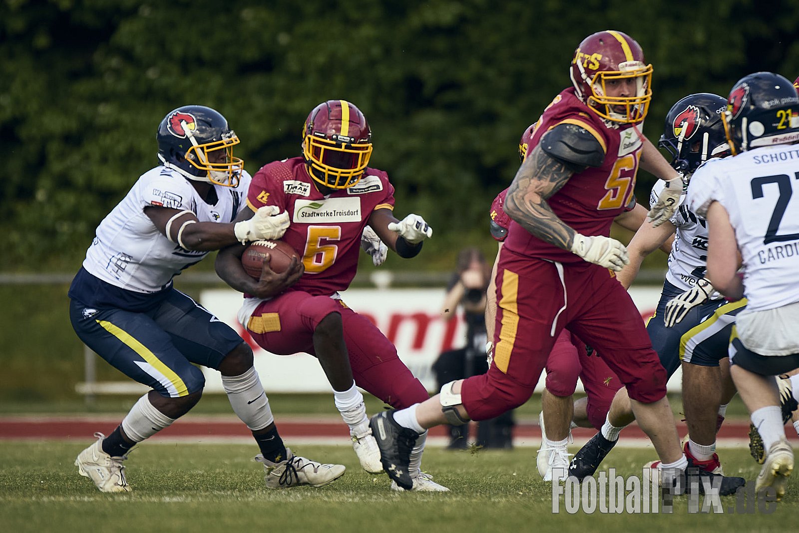 AFCV RL NRW | Troisdorf Jets vs. Essen Assindia Cardinals | 17.05.2025 | Aggerstadion, 53840 Troisdorf | Punkte Endstand 19 : 14 | Bildnummer: 2025-05-17_0027 - TroisdorfJetsVsEssenAssindiaCardinals