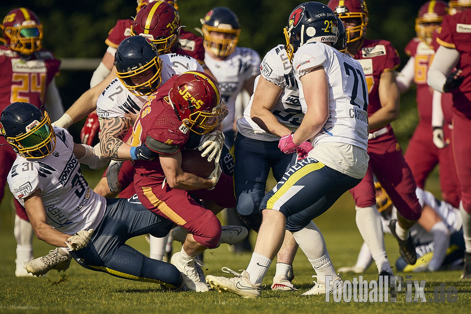 AFCV RL NRW | Troisdorf Jets vs. Essen Assindia Cardinals | 17.05.2025 | Aggerstadion, 53840 Troisdorf | Punkte Endstand 19 : 14 | Bildnummer: 2025-05-17_0046 - TroisdorfJetsVsEssenAssindiaCardinals