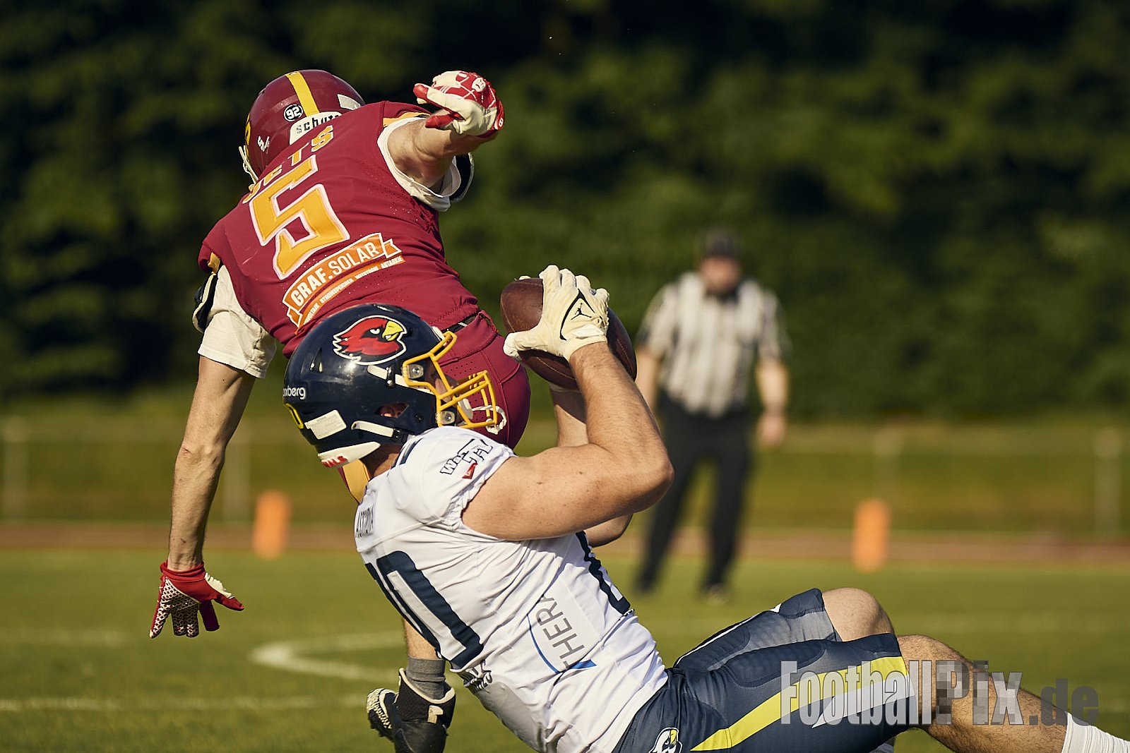 AFCV RL NRW | Troisdorf Jets vs. Essen Assindia Cardinals | 17.05.2025 | Aggerstadion, 53840 Troisdorf | Punkte Endstand 19 : 14 | Bildnummer: 2025-05-17_0109 - TroisdorfJetsVsEssenAssindiaCardinals