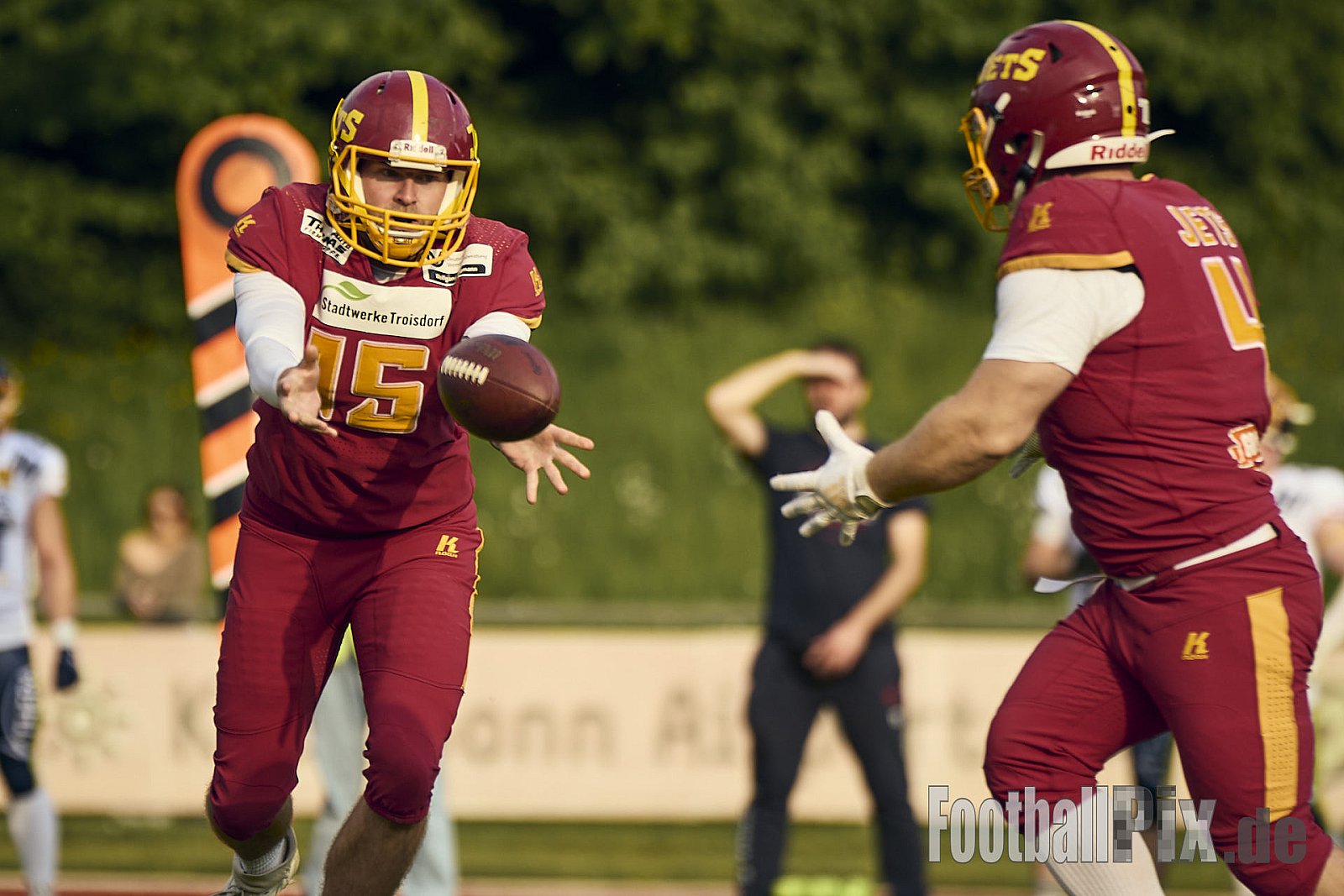 AFCV RL NRW | Troisdorf Jets vs. Essen Assindia Cardinals | 17.05.2025 | Aggerstadion, 53840 Troisdorf | Punkte Endstand 19 : 14 | Bildnummer: 2025-05-17_0217 - TroisdorfJetsVsEssenAssindiaCardinals