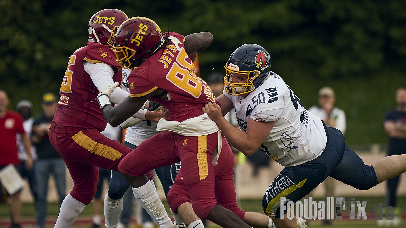 AFCV RL NRW | Troisdorf Jets vs. Essen Assindia Cardinals | 17.05.2025 | Aggerstadion, 53840 Troisdorf | Punkte Endstand 19 : 14 | Bildnummer: 2025-05-17_0392 - TroisdorfJetsVsEssenAssindiaCardinals