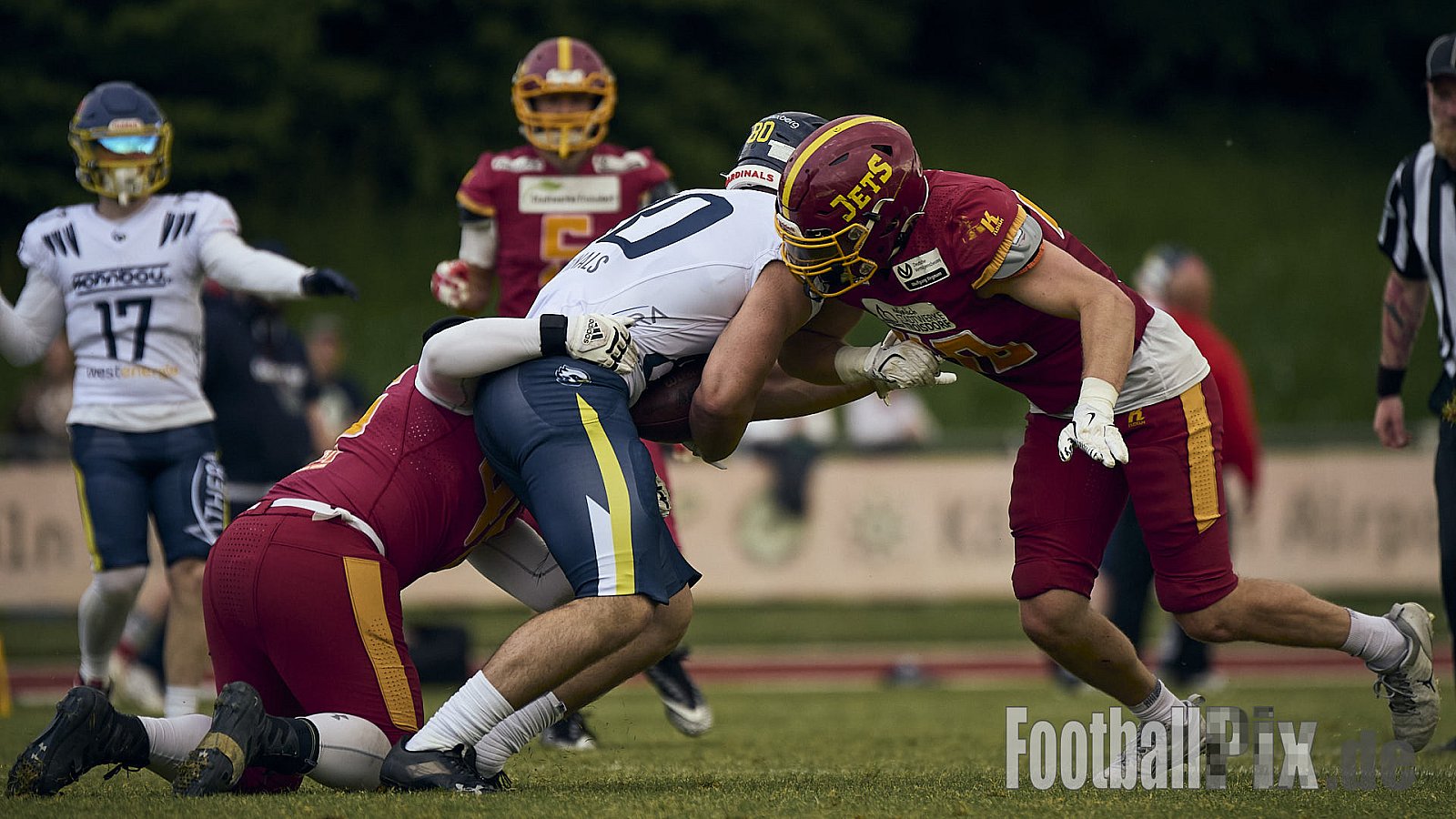 AFCV RL NRW | Troisdorf Jets vs. Essen Assindia Cardinals | 17.05.2025 | Aggerstadion, 53840 Troisdorf | Punkte Endstand 19 : 14 | Bildnummer: 2025-05-17_0425 - TroisdorfJetsVsEssenAssindiaCardinals