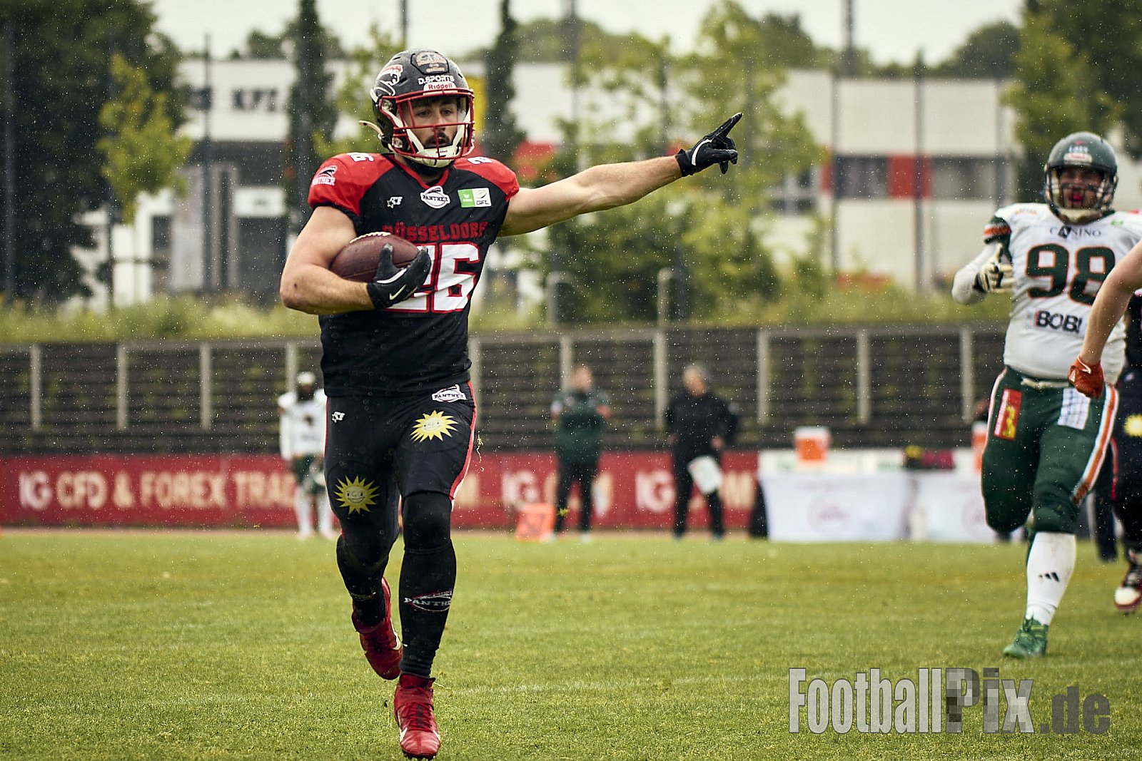 GFL | Düsseldorf Panther vs. Kiel Baltic Hurricanes | 24.05.2025 | Stadion VfL Benrath , 40597 Düsseldorf | Punkte Endstand 14 : 30 | Bildnummer: 2025-05-24_0184 - DPantherVsKielBalticHurricanes