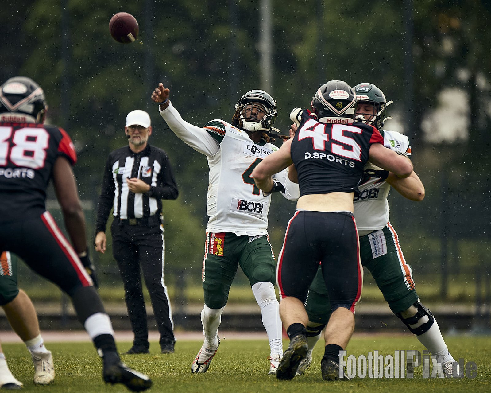GFL | Düsseldorf Panther vs. Kiel Baltic Hurricanes | 24.05.2025 | Stadion VfL Benrath , 40597 Düsseldorf | Punkte Endstand 14 : 30 | Bildnummer: 2025-05-24_0333 - DPantherVsKielBalticHurricanes