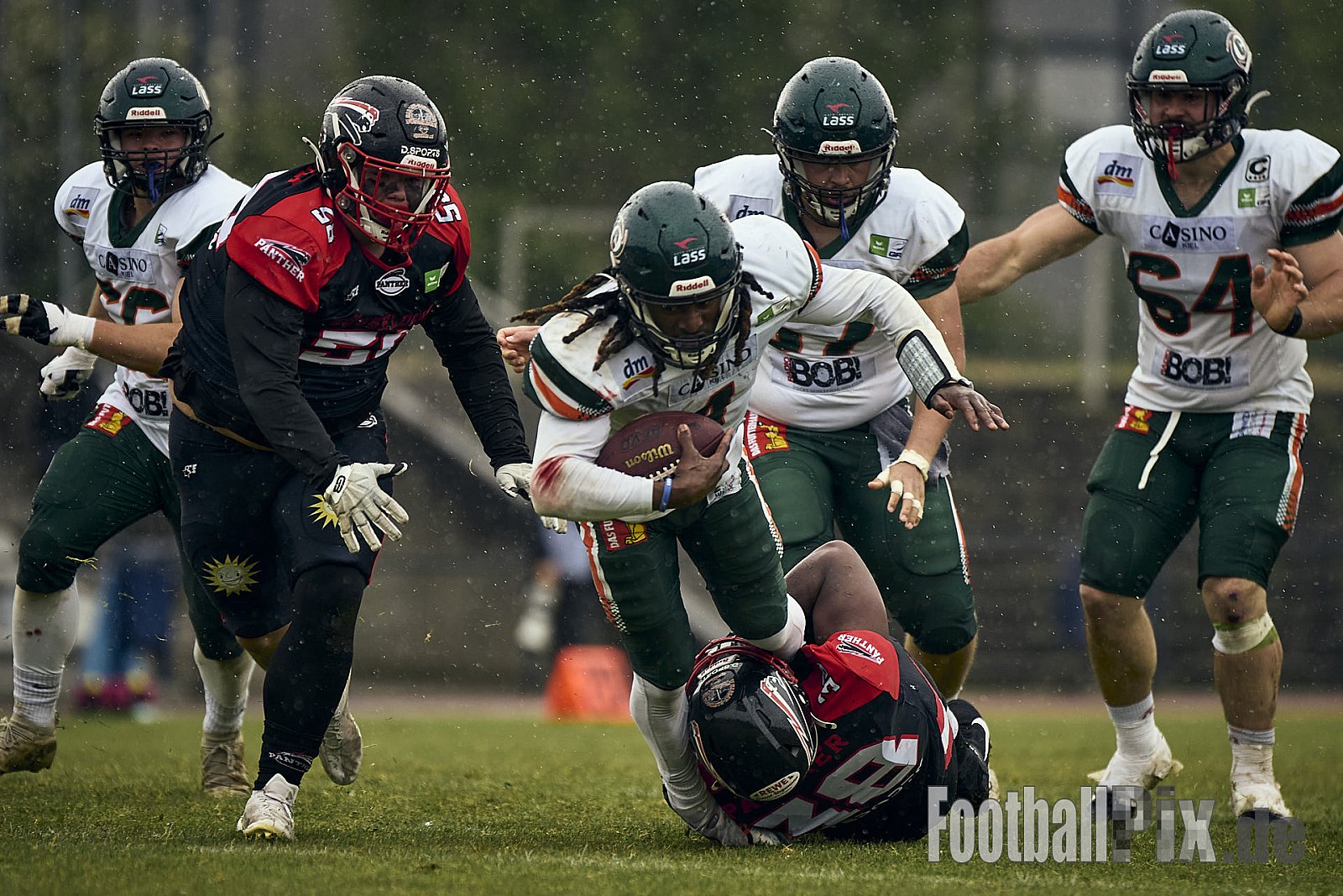 GFL | Düsseldorf Panther vs. Kiel Baltic Hurricanes | 24.05.2025 | Stadion VfL Benrath , 40597 Düsseldorf | Punkte Endstand 14 : 30 | Bildnummer: 2025-05-24_0359 - DPantherVsKielBalticHurricanes