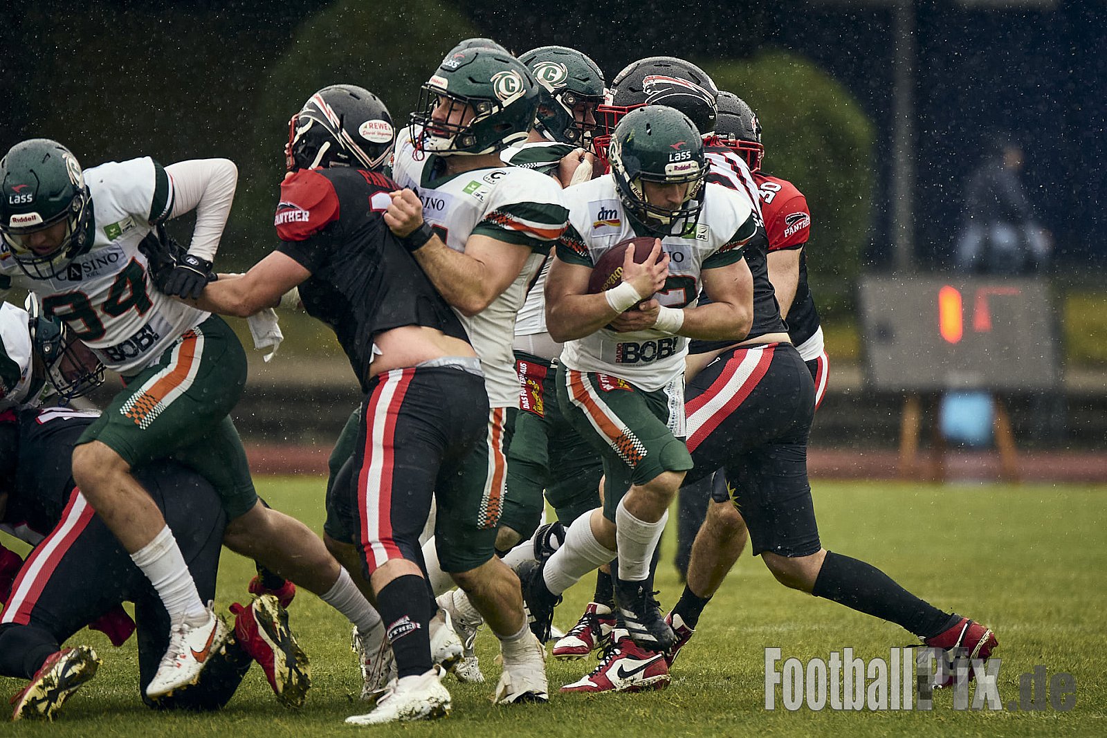 GFL | Düsseldorf Panther vs. Kiel Baltic Hurricanes | 24.05.2025 | Stadion VfL Benrath , 40597 Düsseldorf | Punkte Endstand 14 : 30 | Bildnummer: 2025-05-24_0596 - DPantherVsKielBalticHurricanes